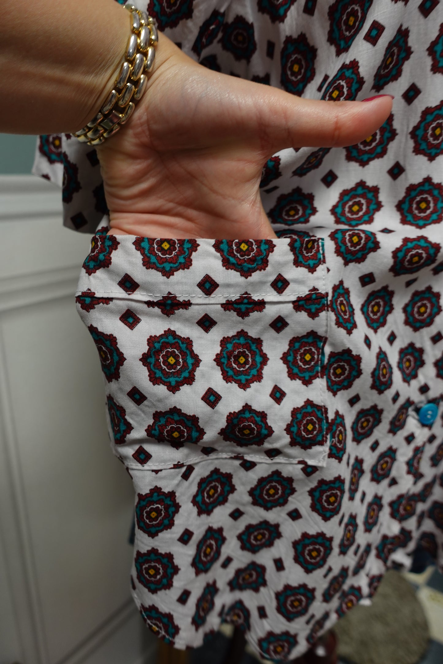 Veste-Chemise Légère Vintage Fait Main – Motifs Géométriques & Boutons Turquoise