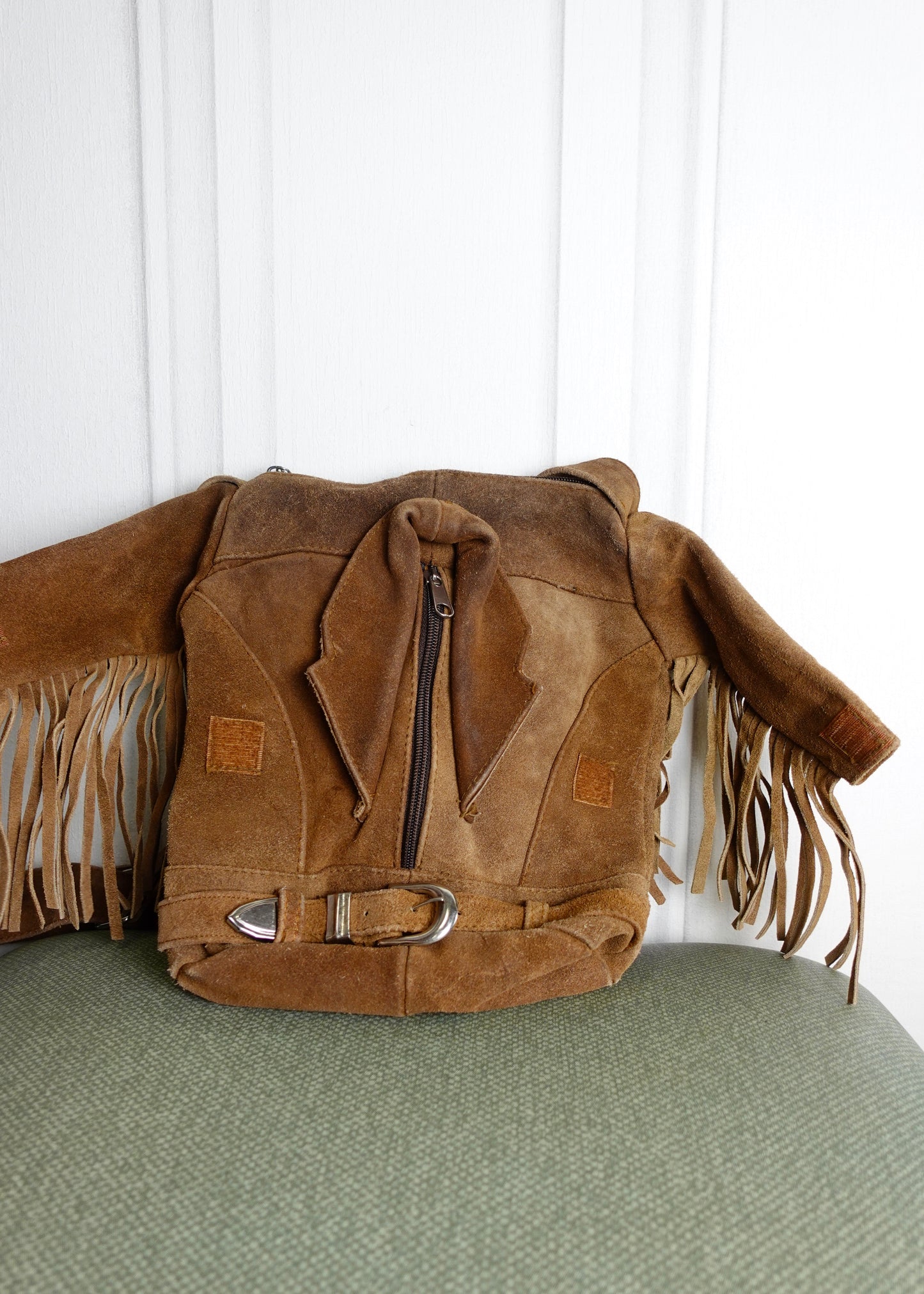 Sac bandoulière vintage en cuir suédé – Design veste western