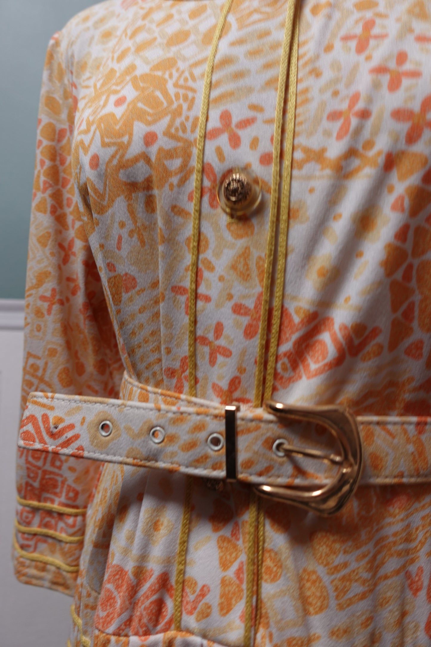 Robe Midi Vintage Fluide – Ceinture Coordonnée & Détails d'Exception
