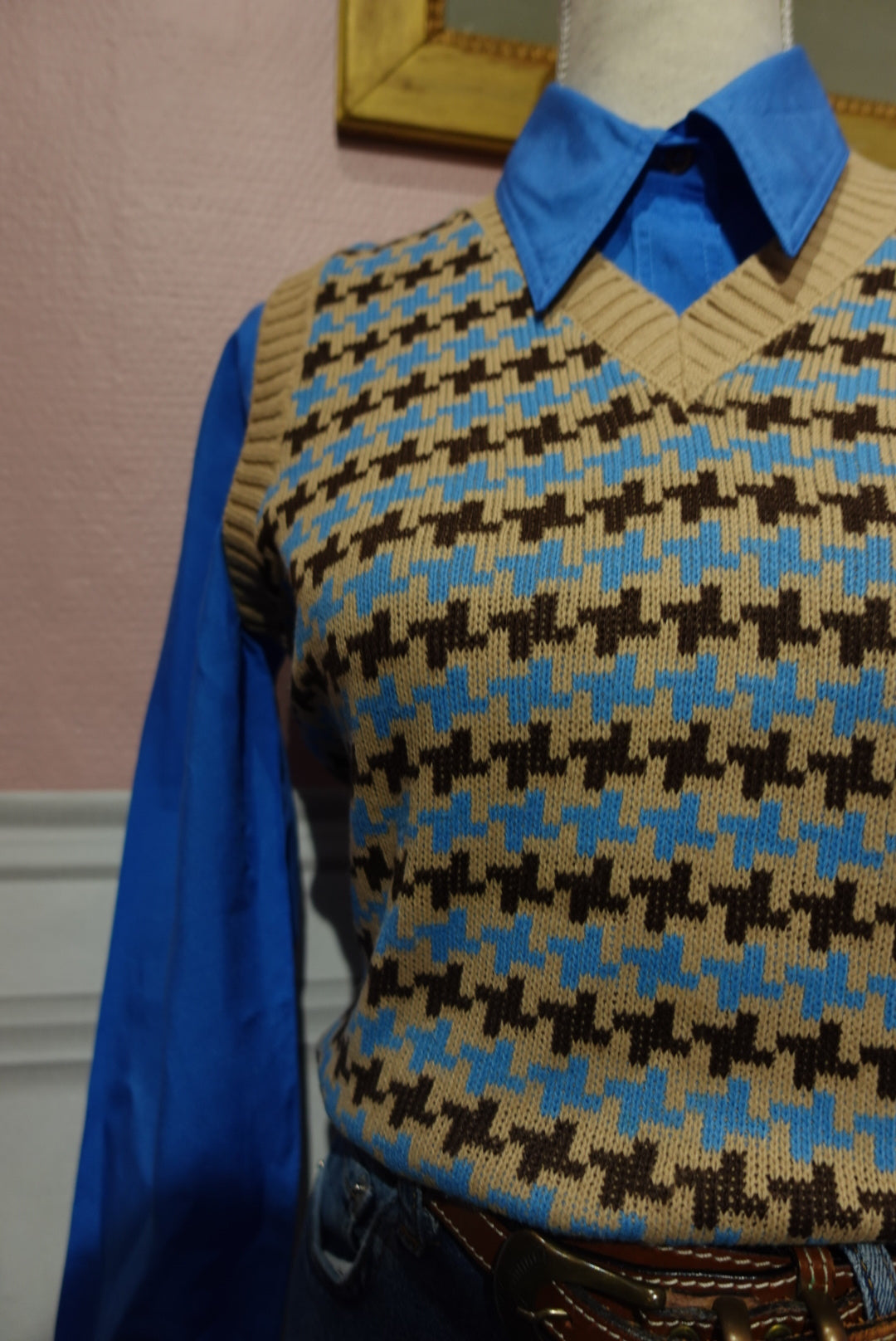 Pull sans Manches "Preppy" - Motif Graphique Beige & Bleu