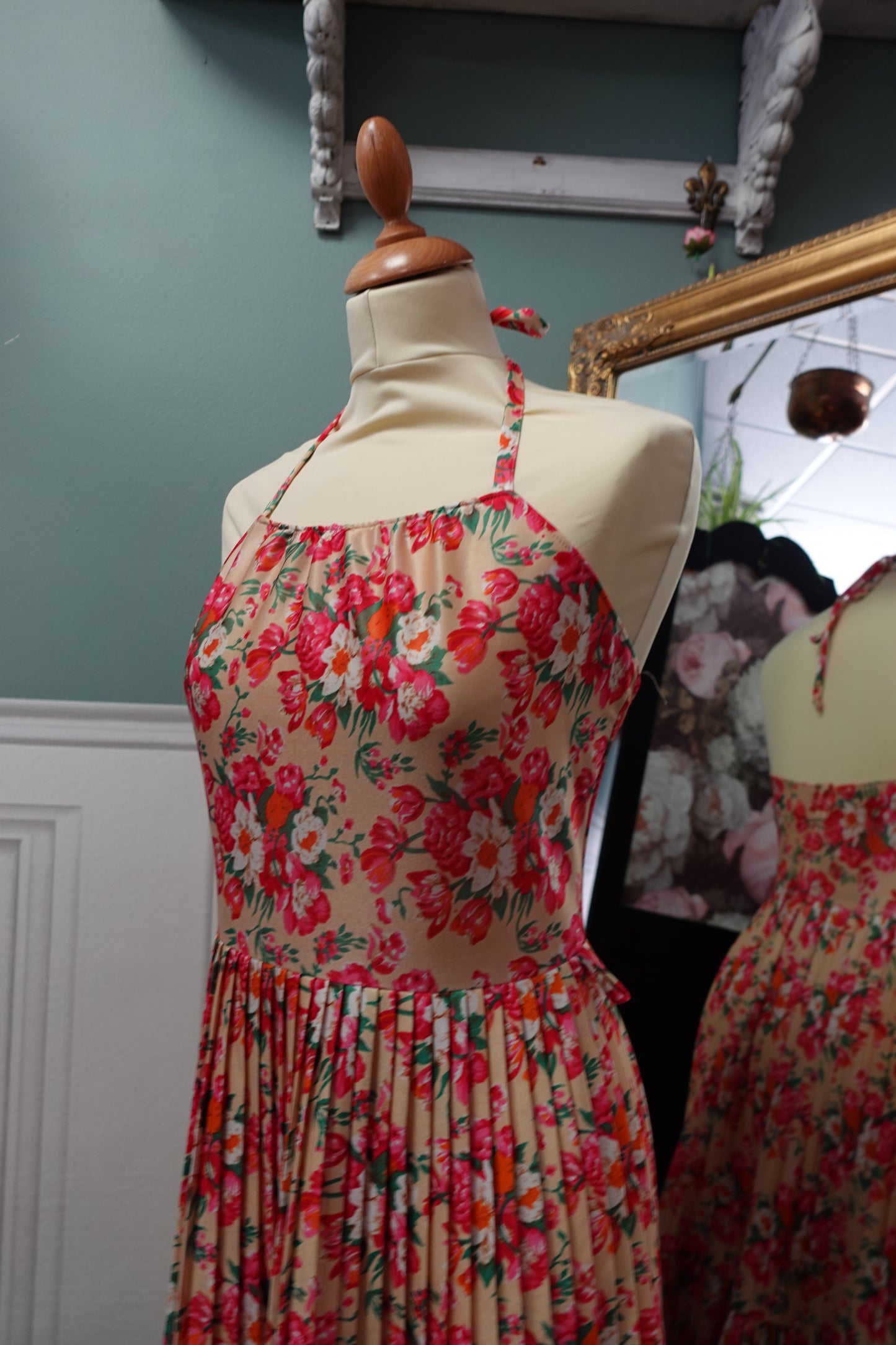 Robe midi dos nu plissée – Imprimé Floral John Rag Vintage