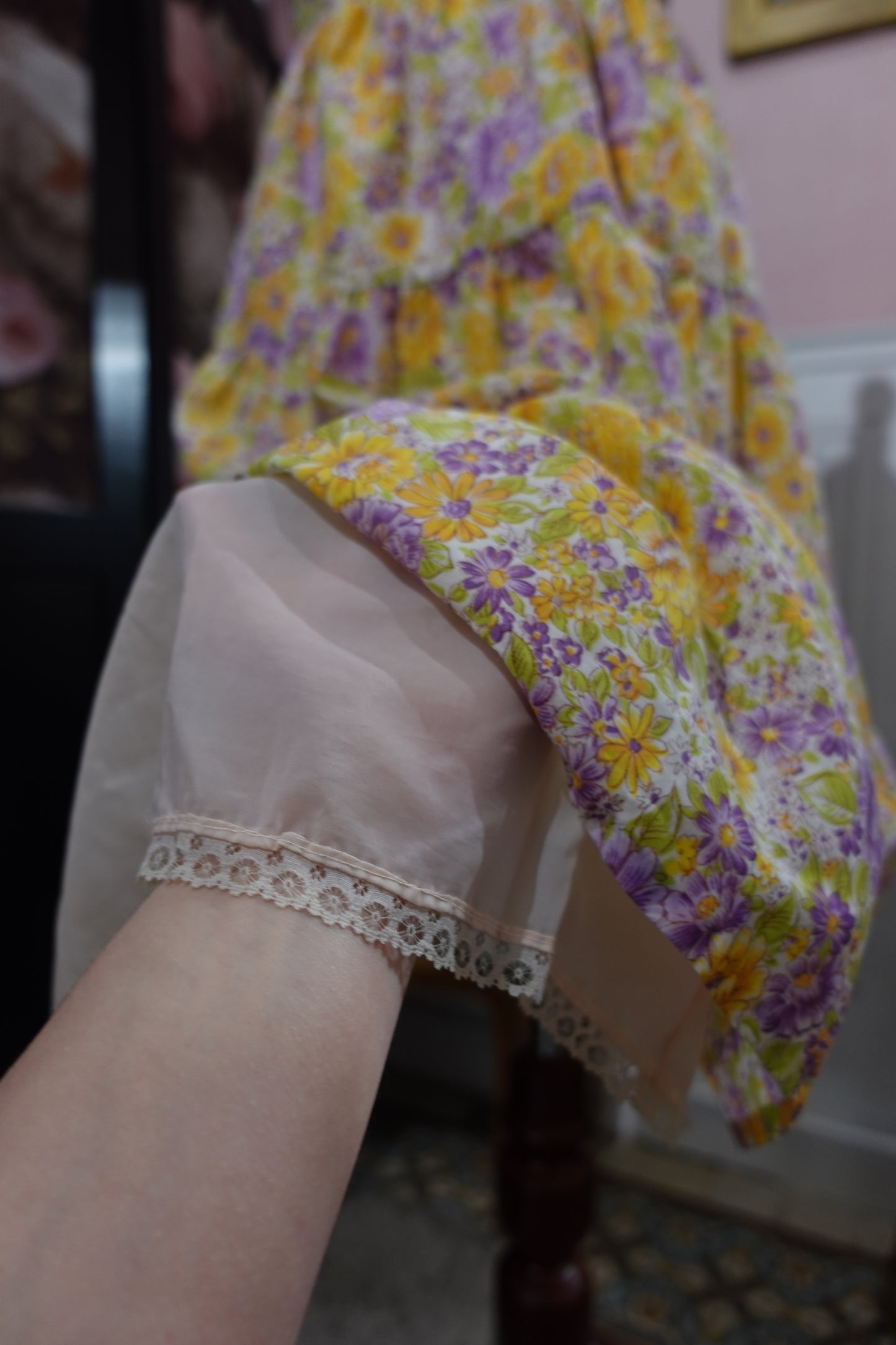 Robe fleurie vintage jaune & violette