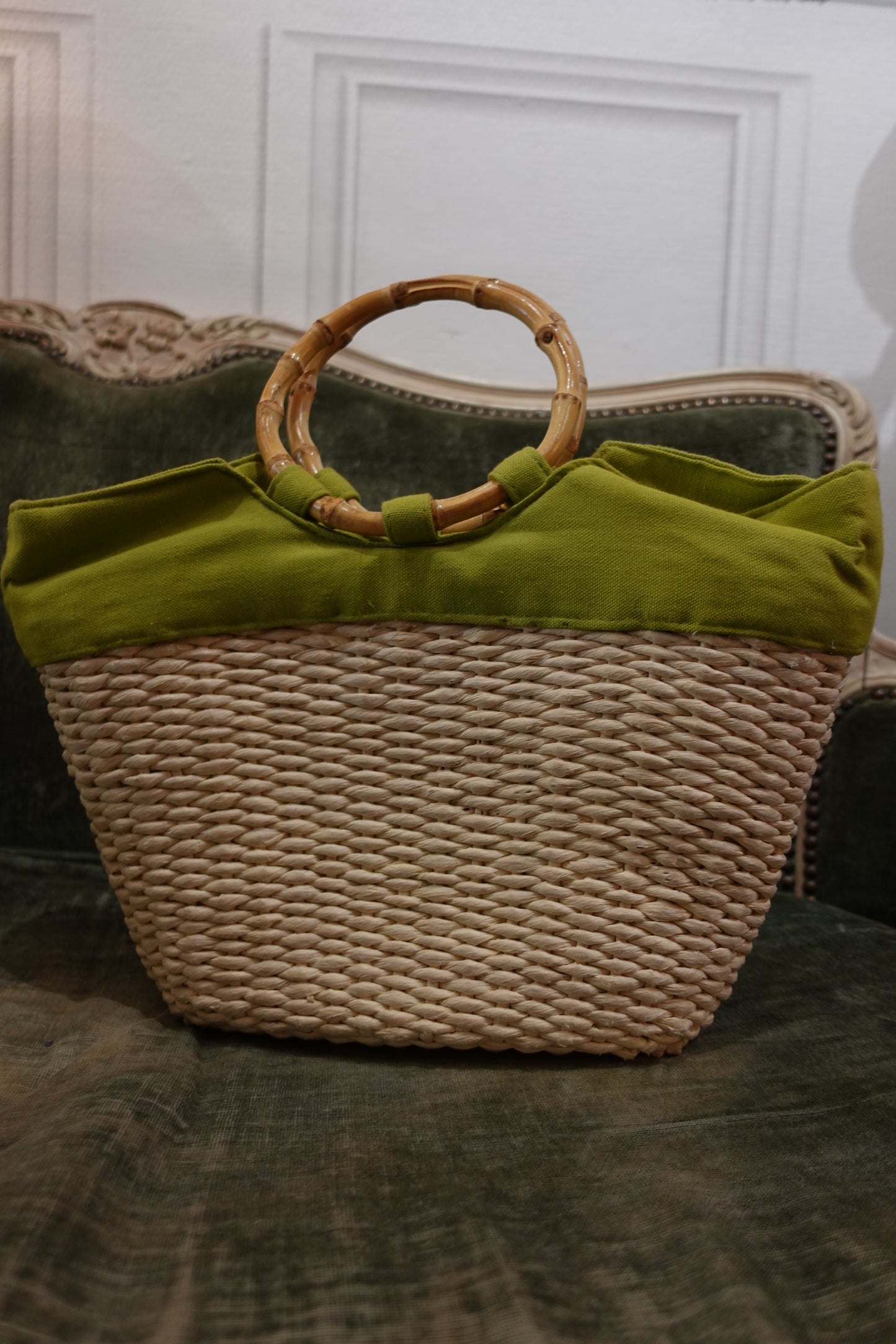 Sac Panier Vintage en Osier Tressé — Crème & Vert Riviera (Circa 1970)