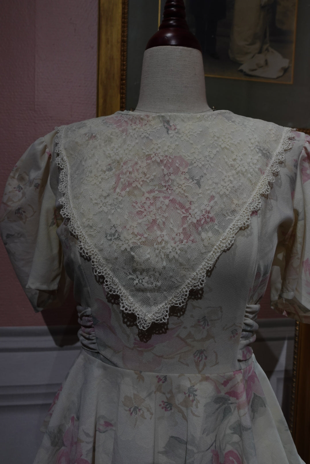 La Robe "American Romance" — Basque & Dentelle (Made in USA)