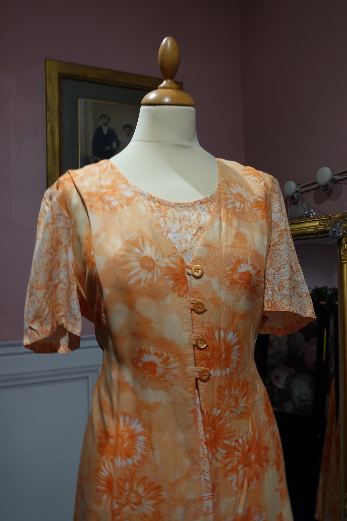 Robe Midi Vintage "Mandarine Florale" – Ajustable & Fluide