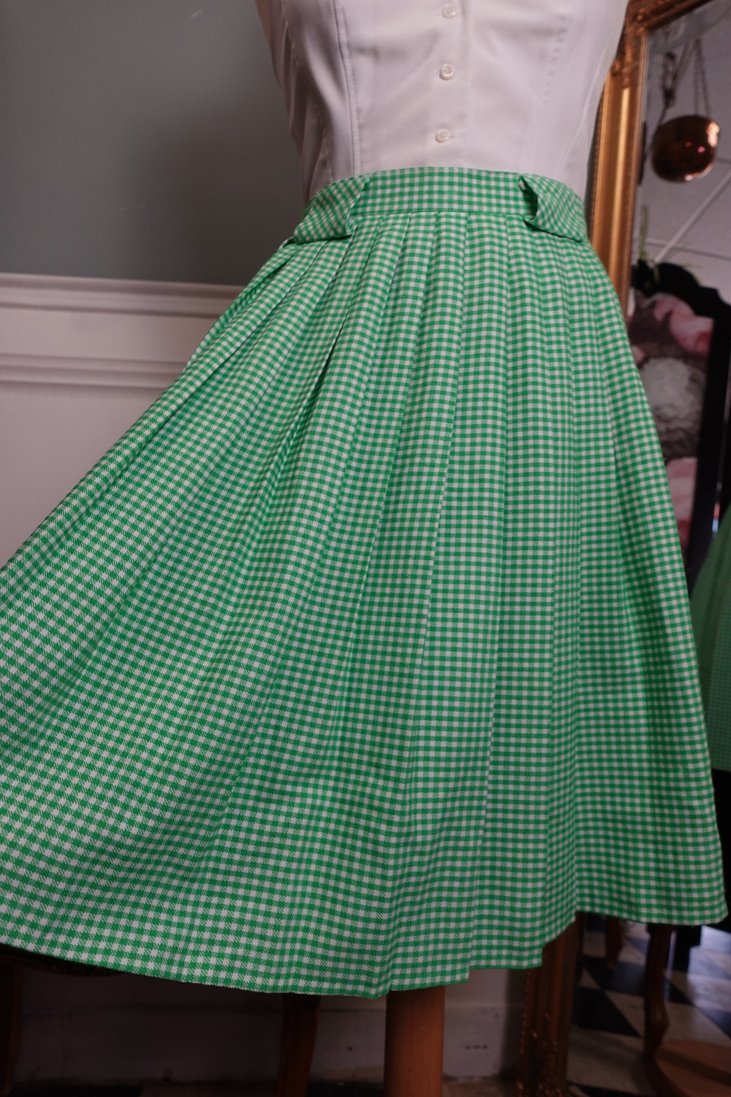 Jupe patineuse vintage verte à motif pied-de-poule – Fabriquée en France
