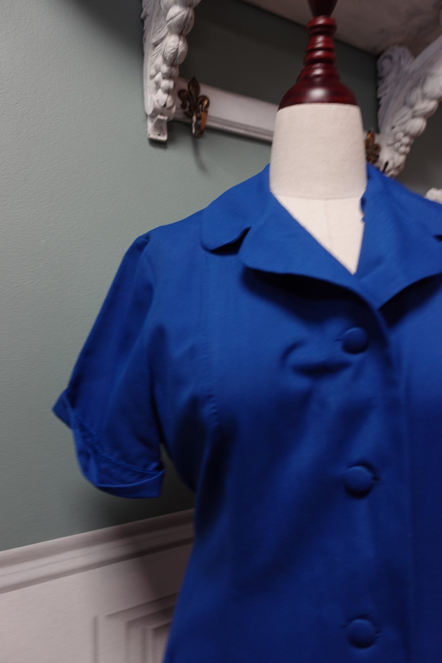 Robe Trapèze Rétro Bleu Roi & Surpiqûres Contrasto