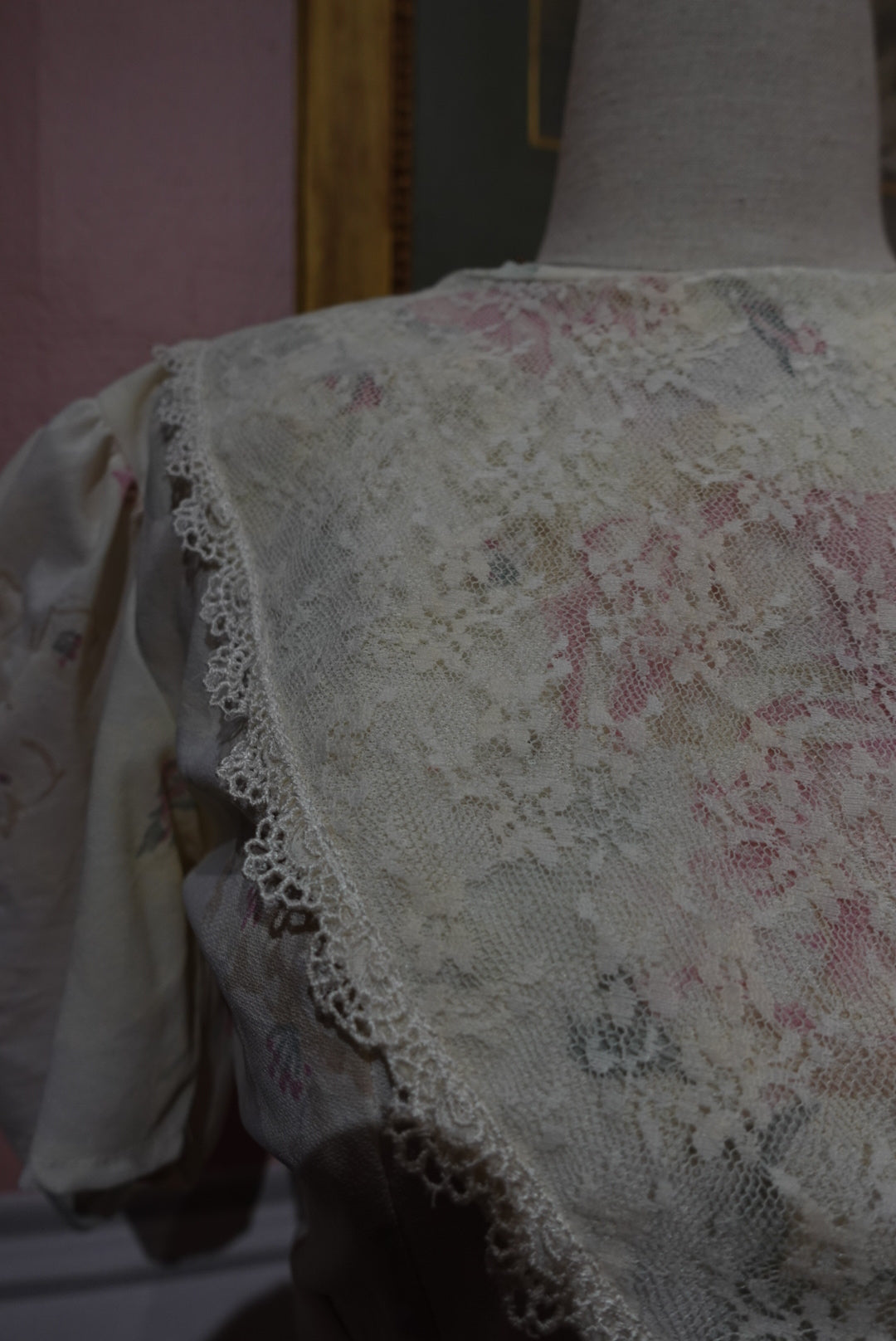 La Robe "American Romance" — Basque & Dentelle (Made in USA)