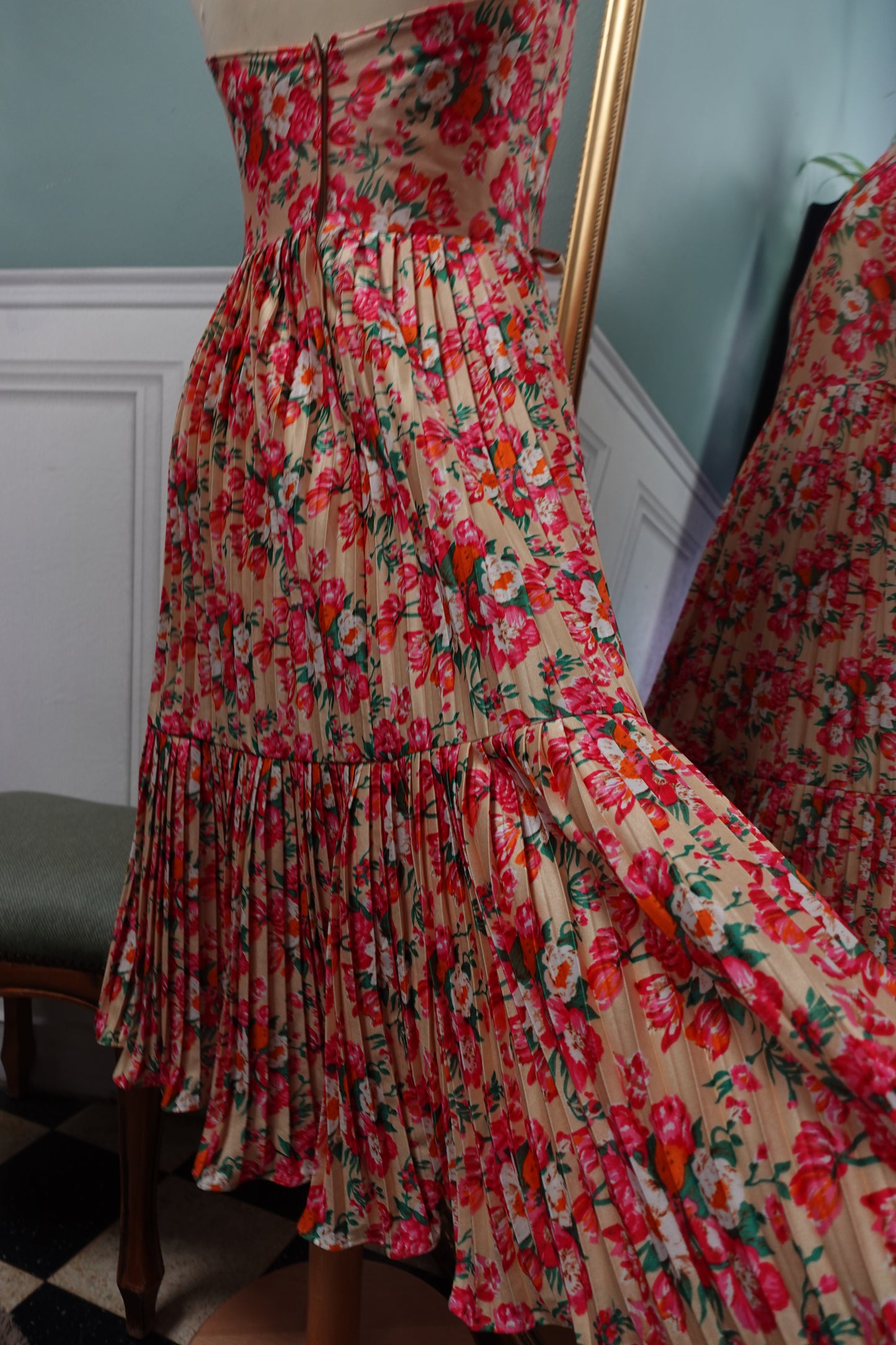 Robe midi dos nu plissée – Imprimé Floral John Rag Vintage