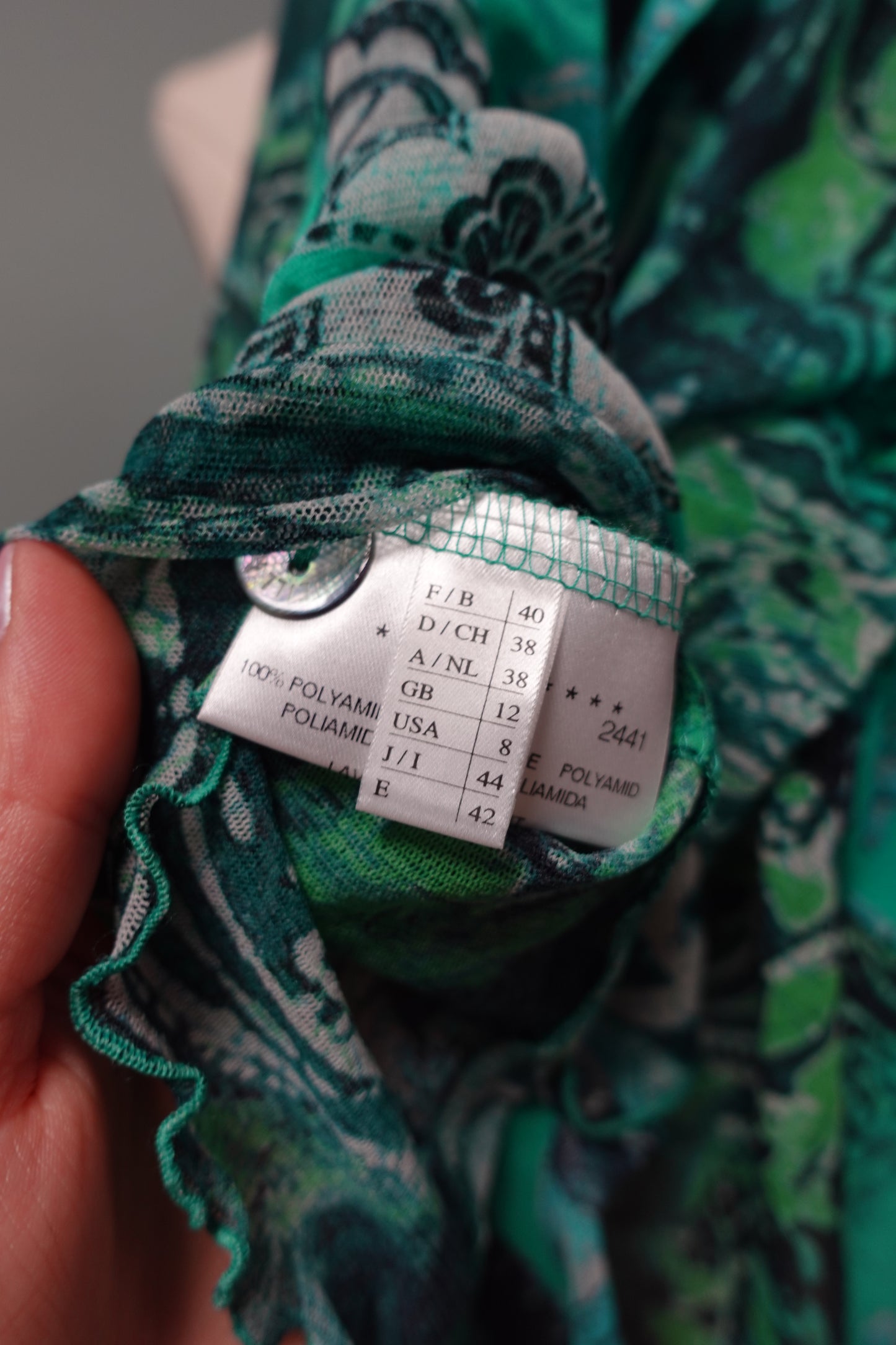 Haut vintage Weill en maille transparente verte à imprimé artistique – Taille 40