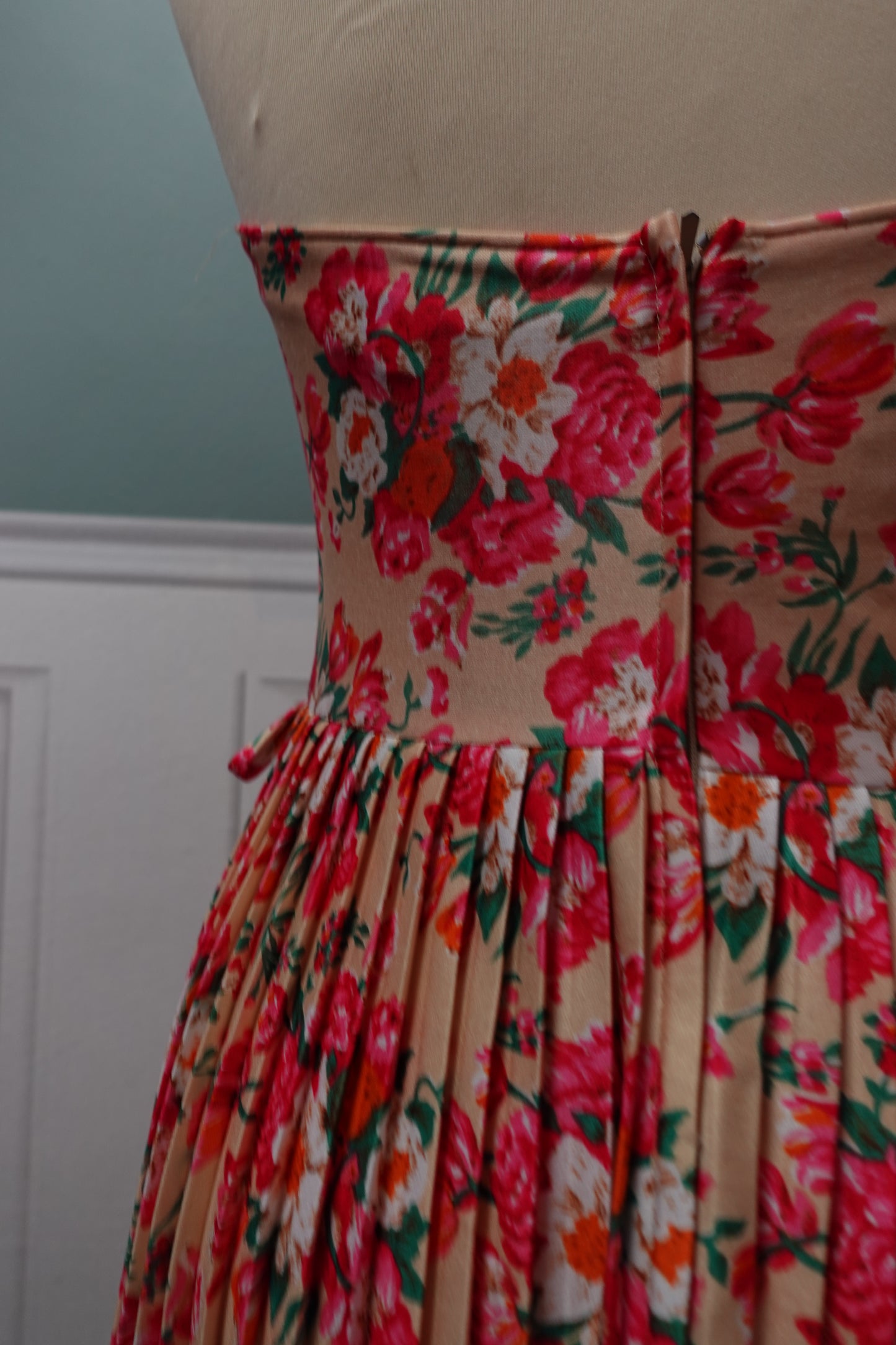 Robe midi dos nu plissée – Imprimé Floral John Rag Vintage