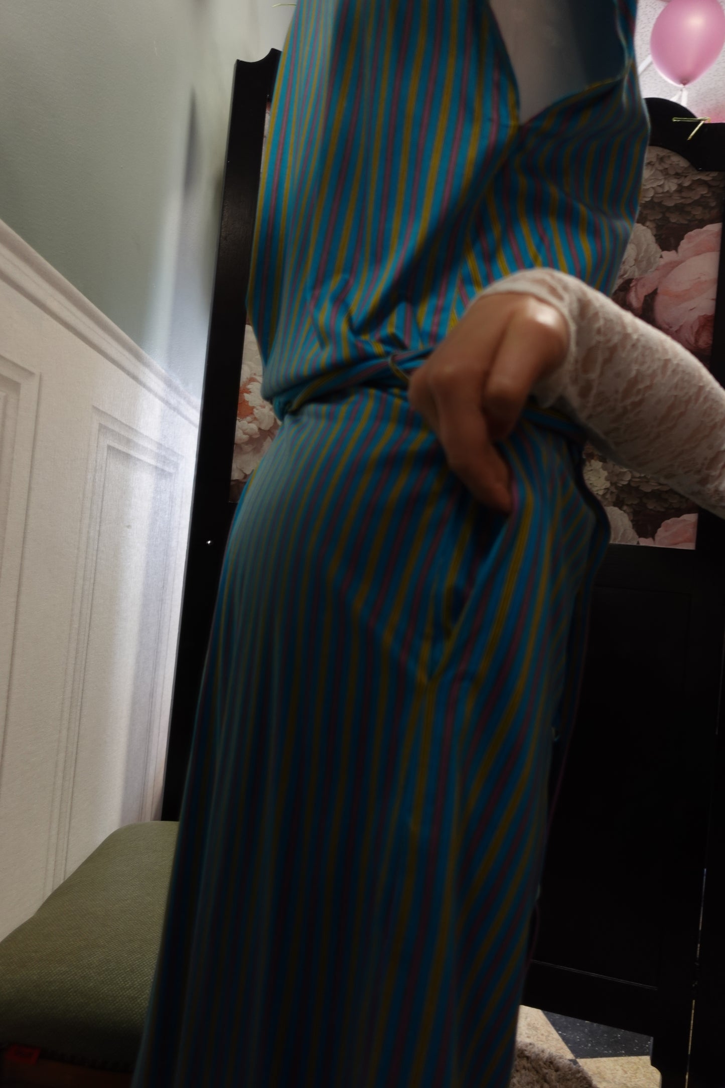 : Robe Midi Vintage Années 70 en Coton – Coupe Demi-Portefeuille & Manches Évasées