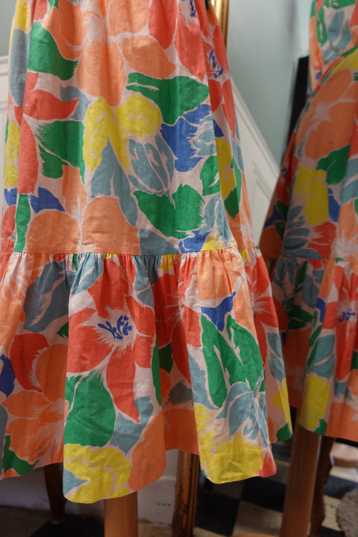 Robe vintage fleurie Made in France 100 % coton – Ceinturée