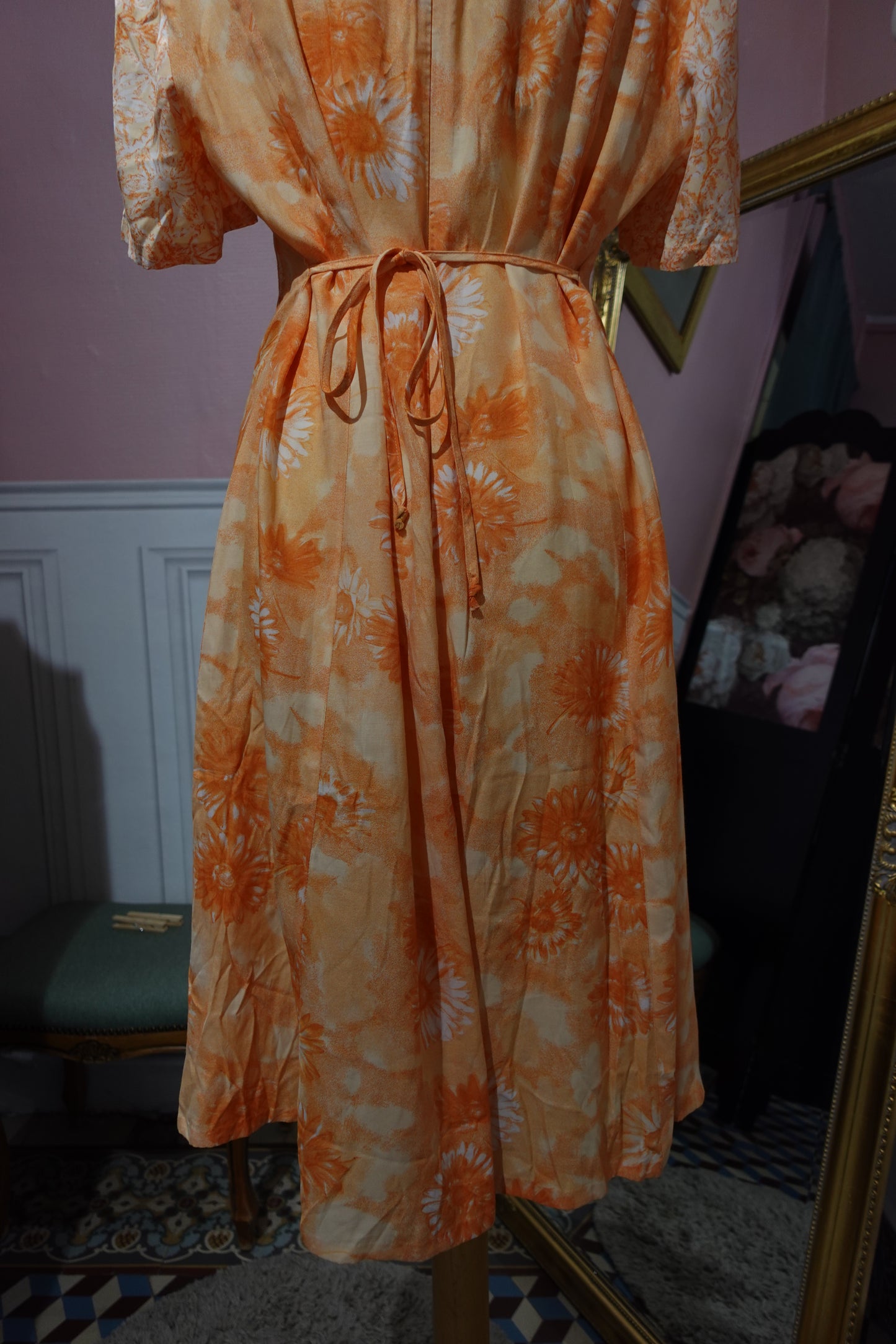 Robe Midi Vintage "Mandarine Florale" – Ajustable & Fluide