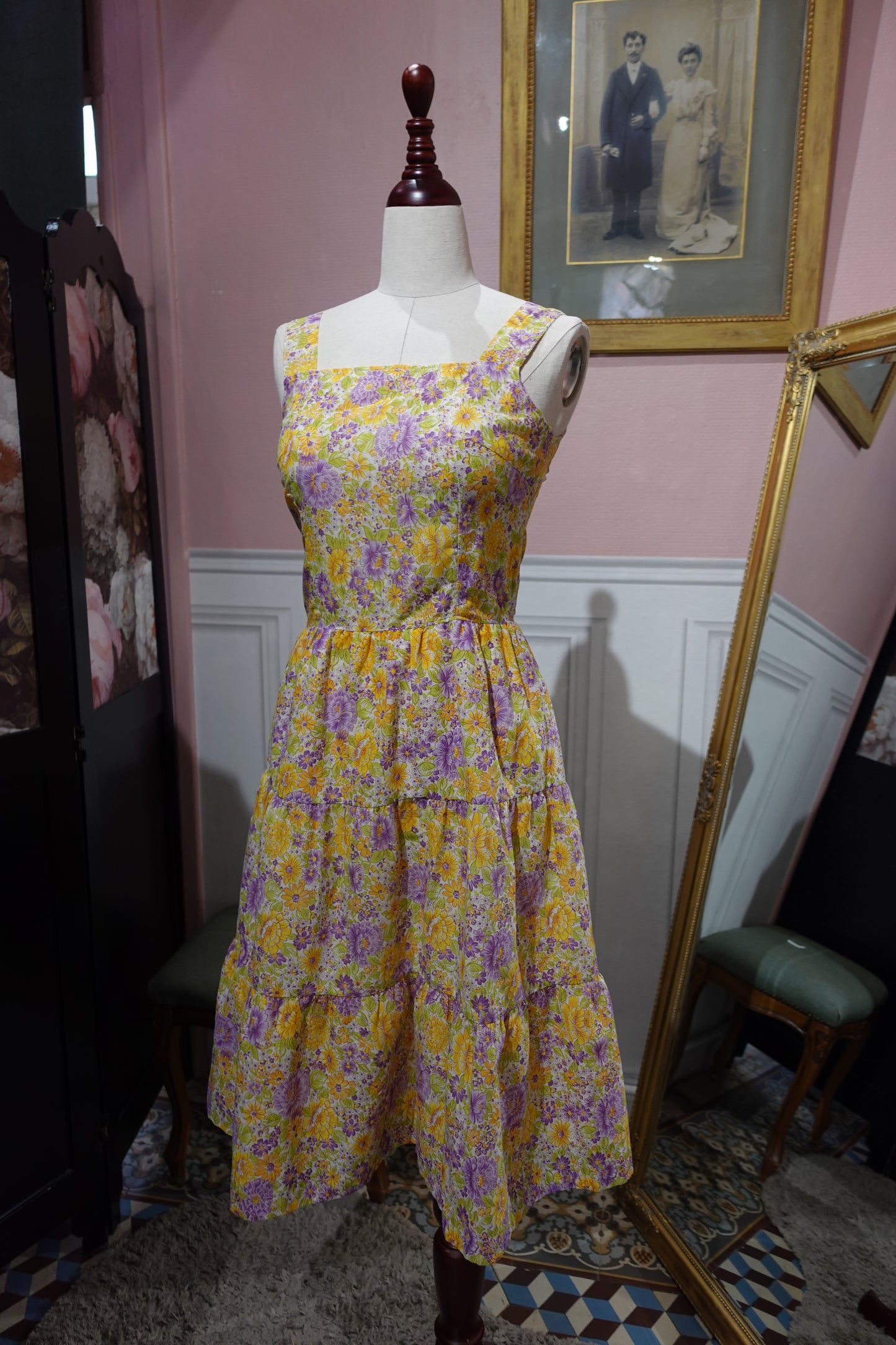 Robe fleurie vintage jaune & violette