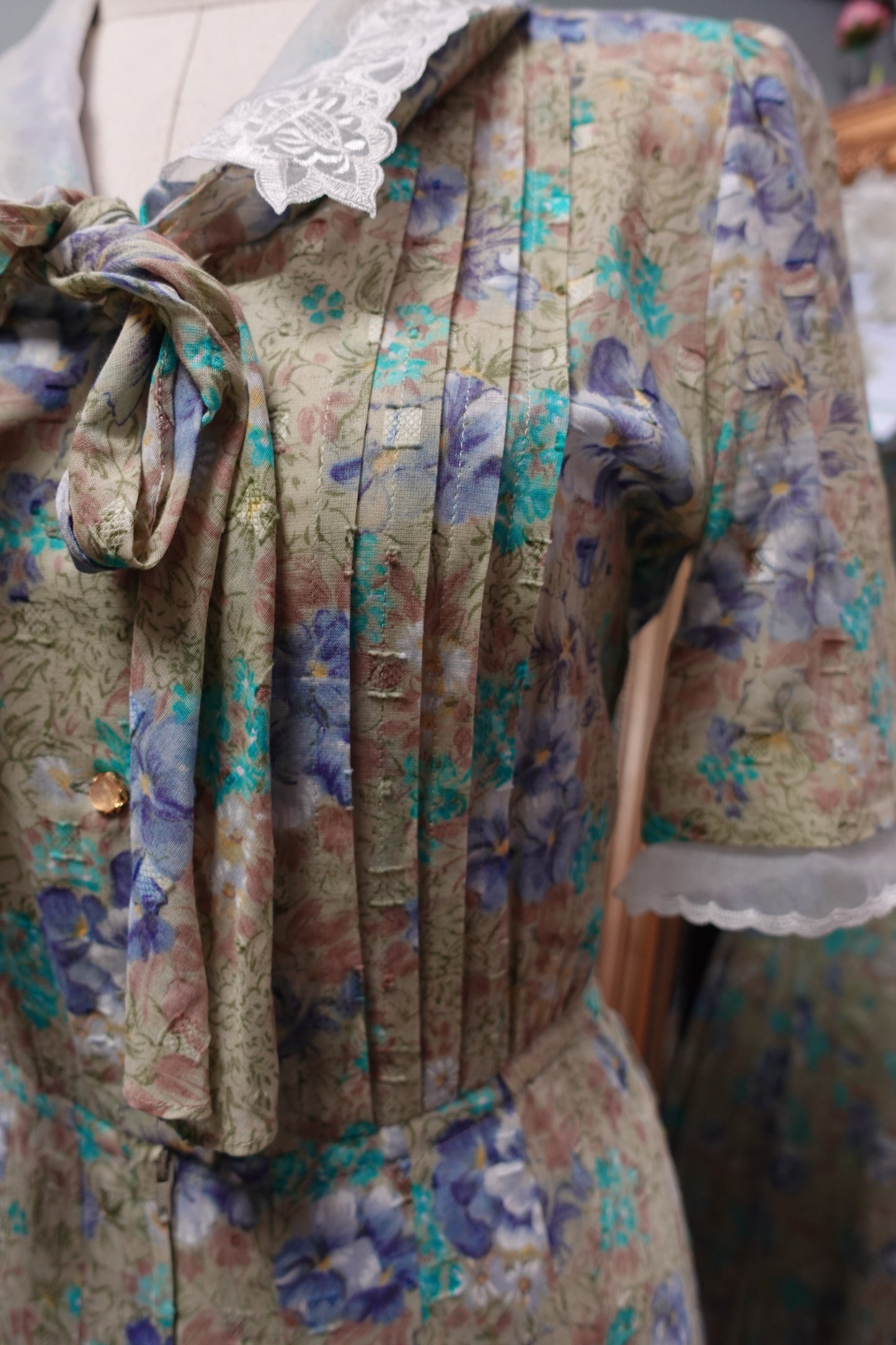 Robe Vintage "Belle Vogue" – Édition Tokyo – 100% Cupro