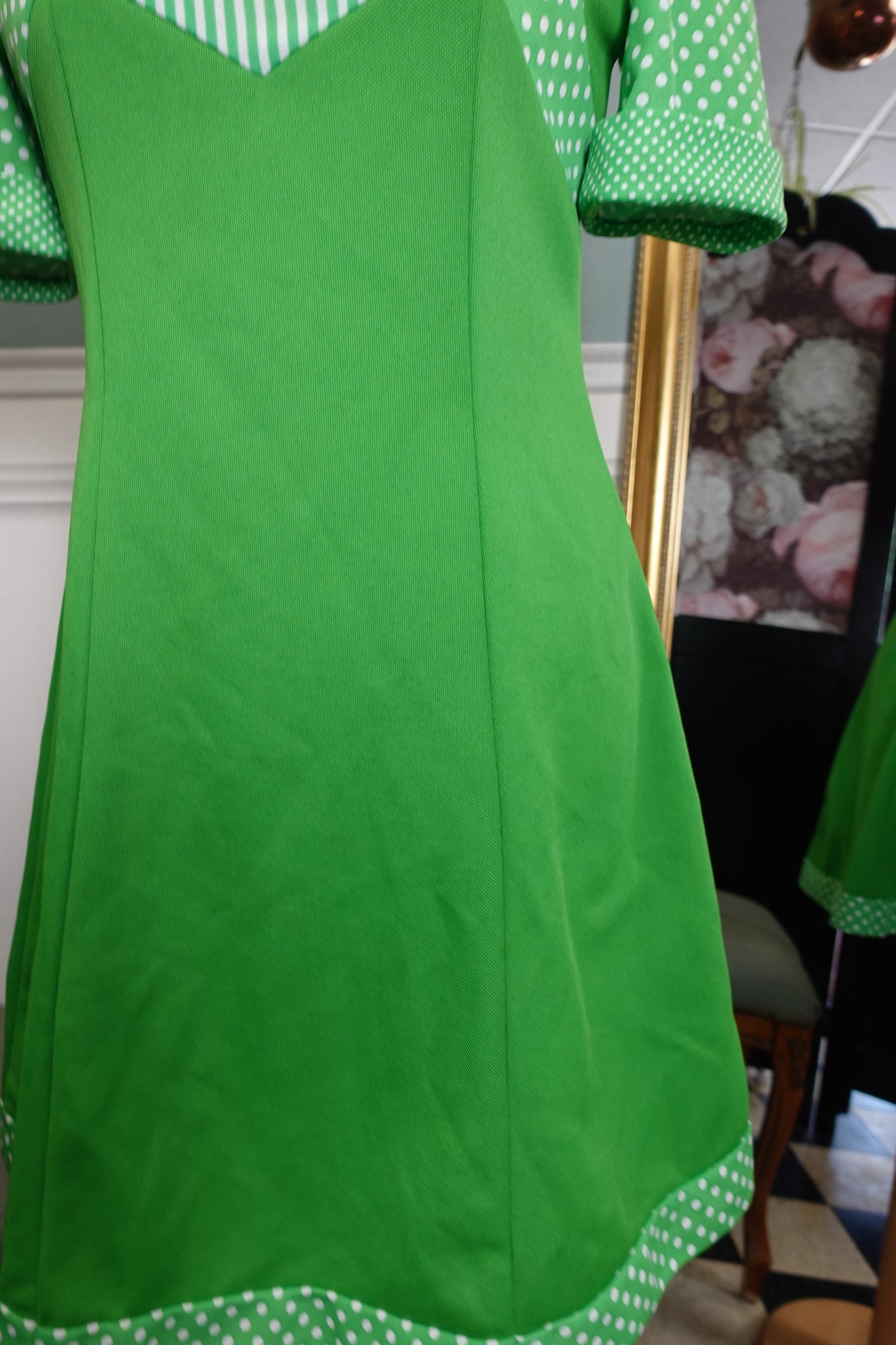 Robe vintage années 60/70 verte à pois