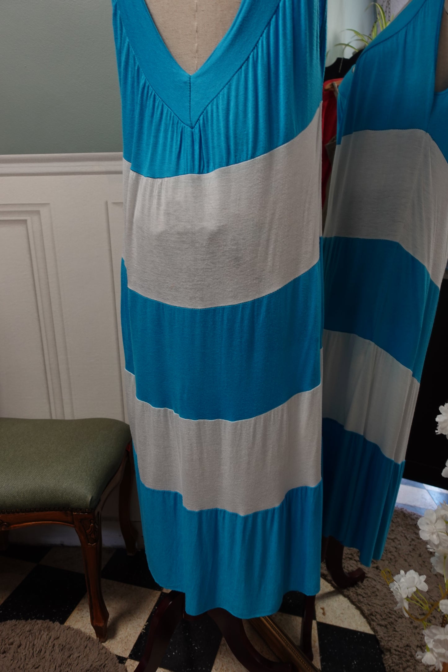 Robe de Plage Vintage Rayée Bleu & Blanc – Fluide & Extensible (Grande Taille)