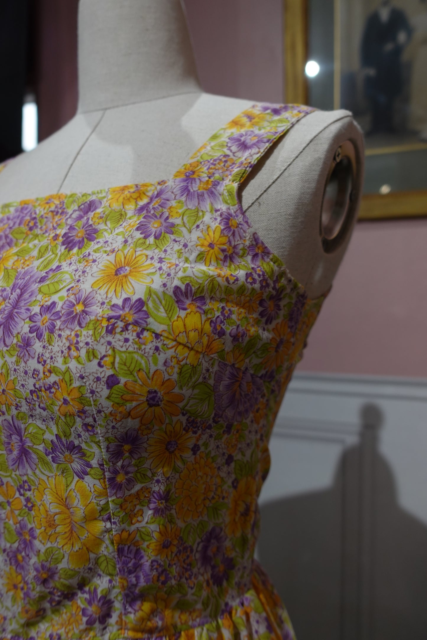 Robe fleurie vintage jaune & violette