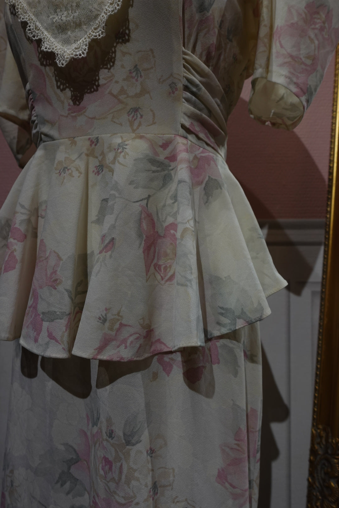 La Robe "American Romance" — Basque & Dentelle (Made in USA)
