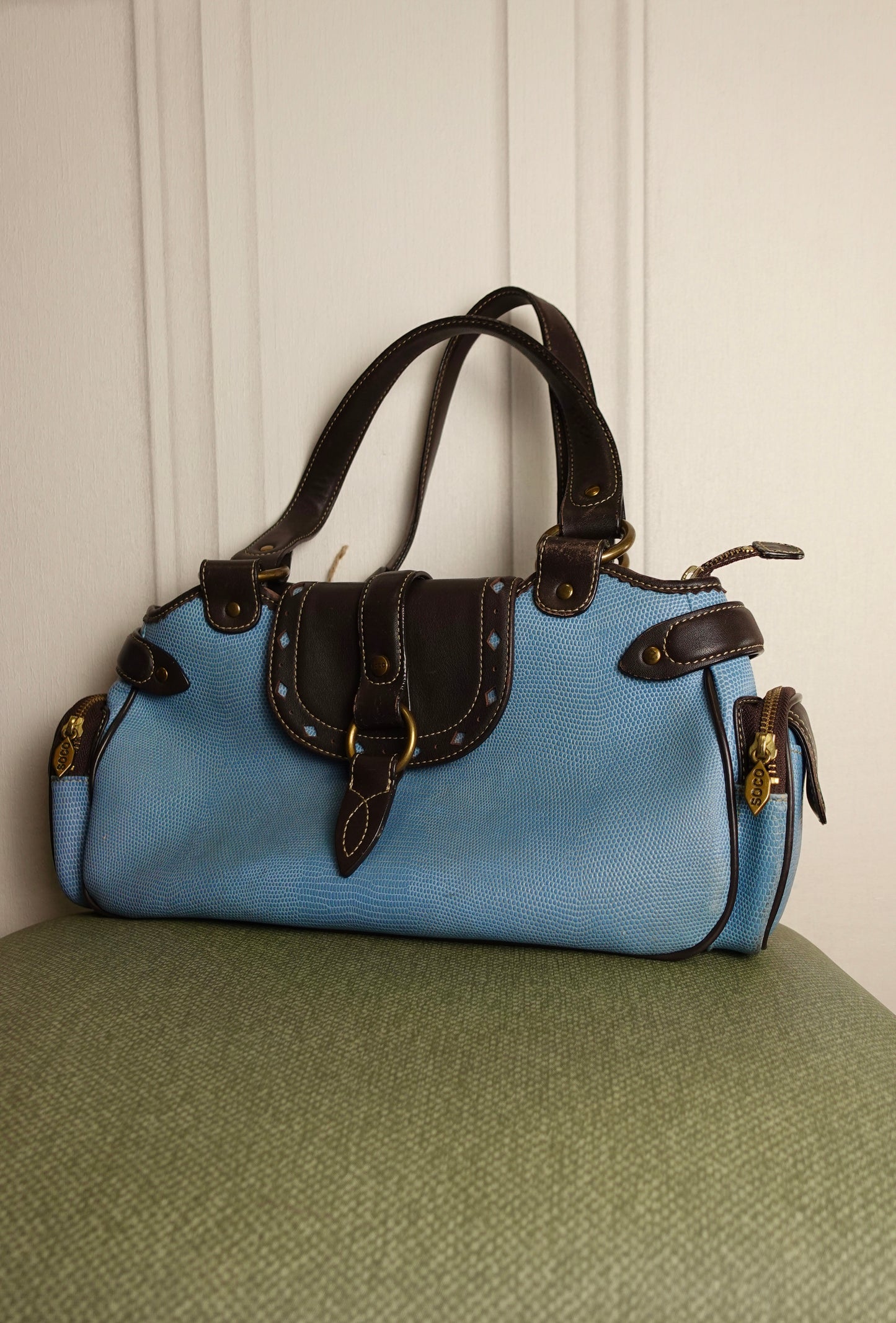 Sac à main vintage SOCO en cuir bleu ciel