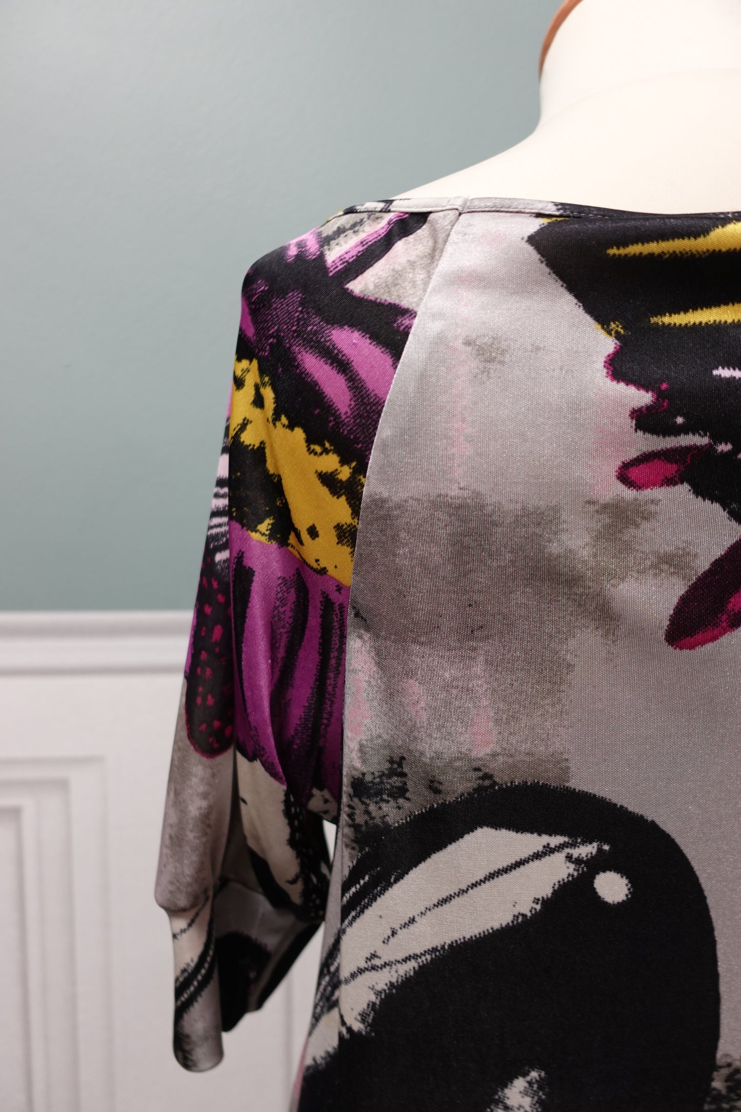 Robe Miss Sixty Collection Made in Italy – Imprimé floral graphique – Taille S