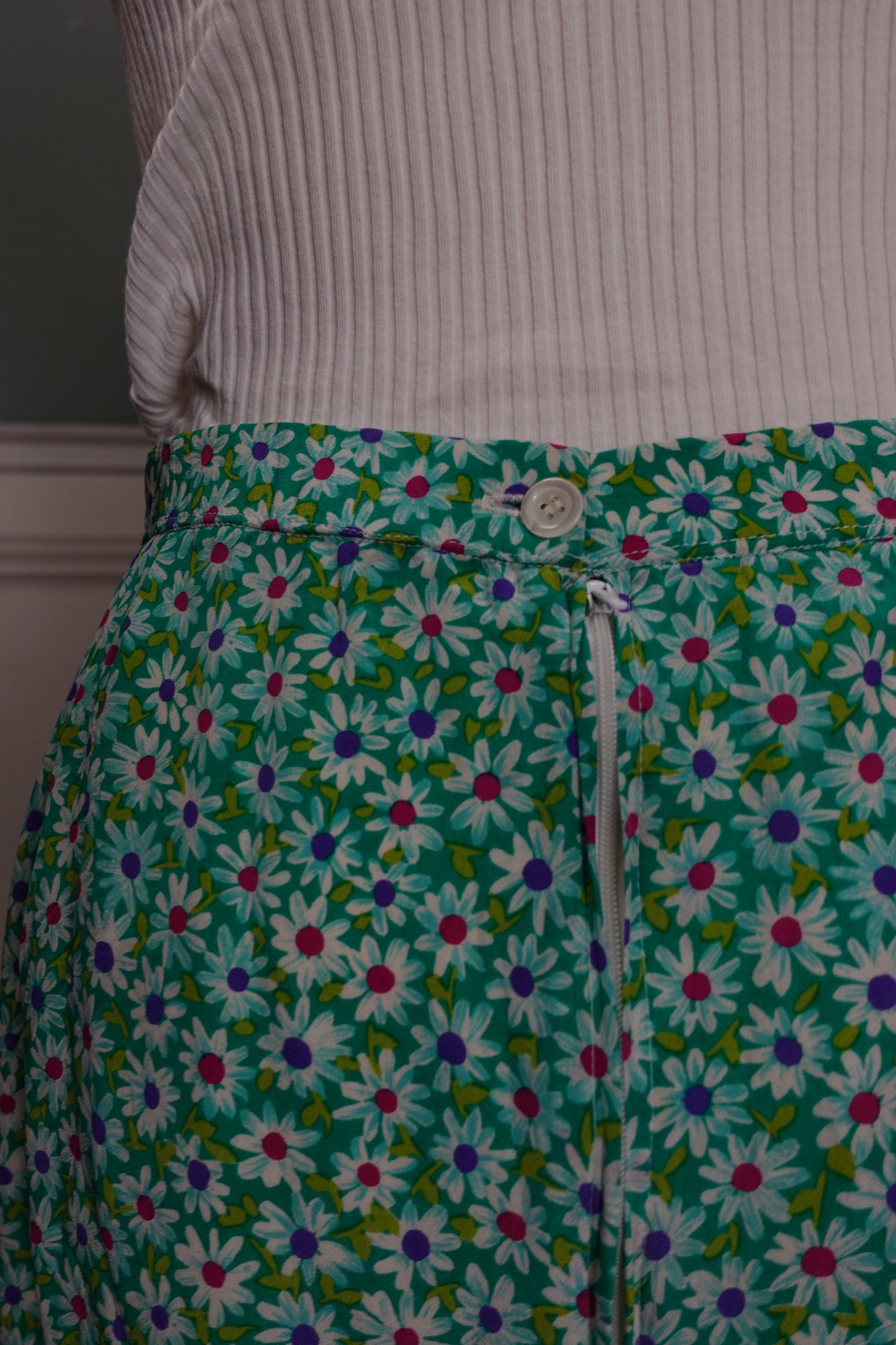 Jupe vintage verte à fleurs – Mi-longue doublée