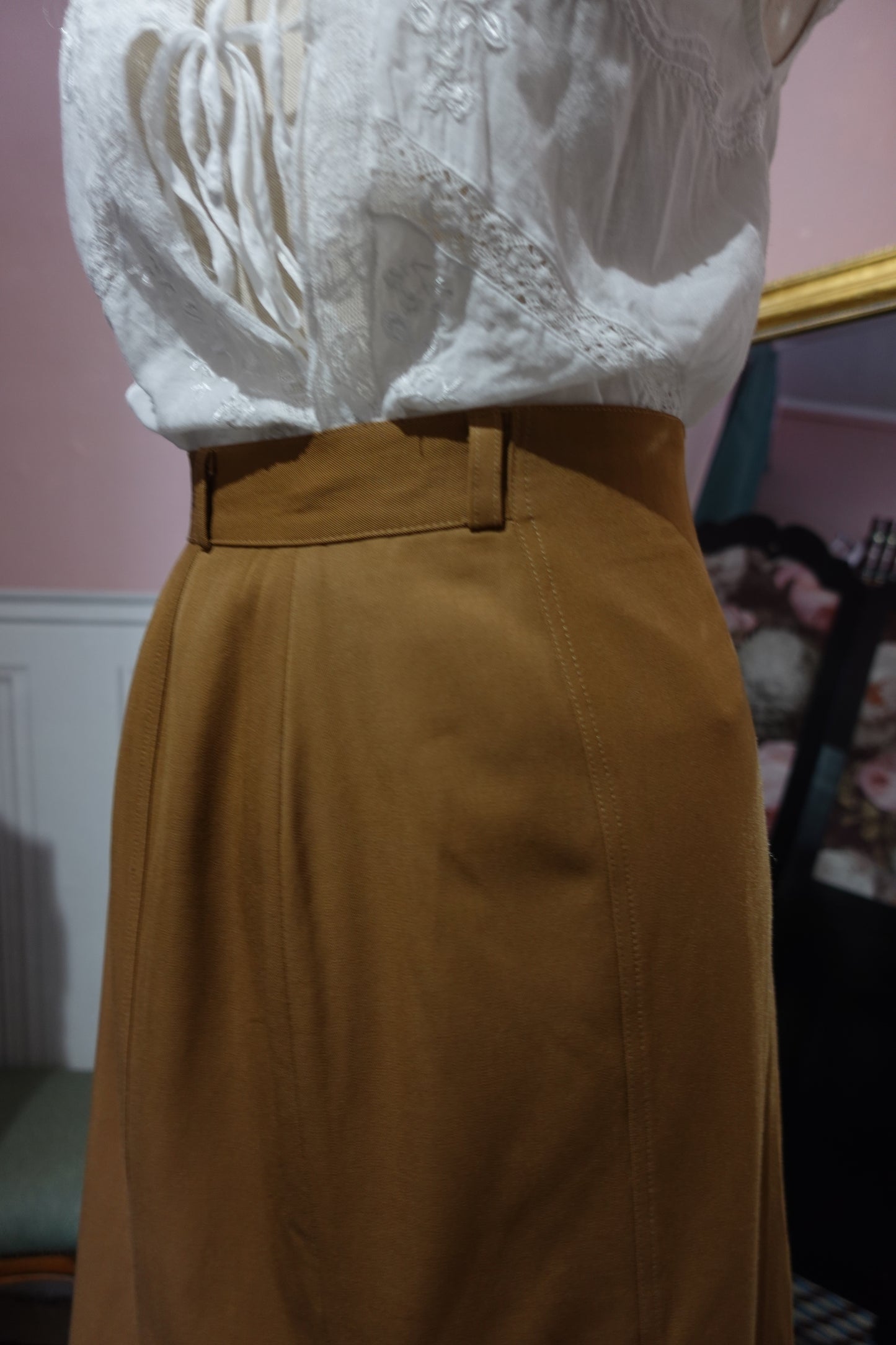 La Jupe Évasée en Laine "Maison Rodier" – Camel