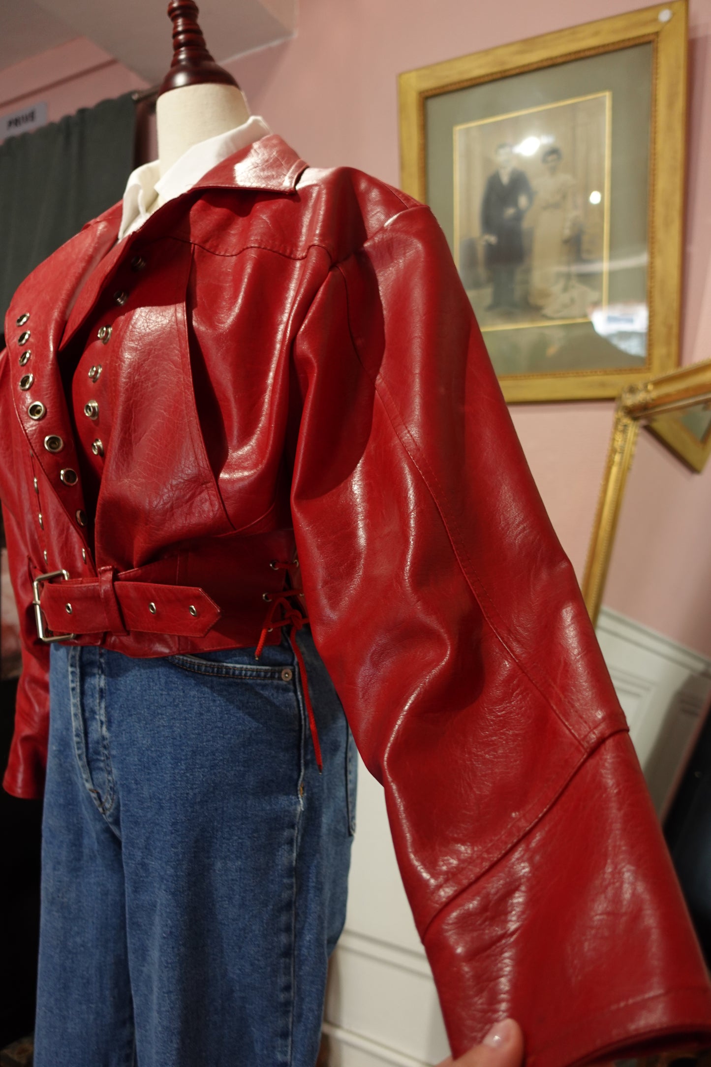 Le Perfecto "Red Passion" 80s – Maison Fuchs Schmitt