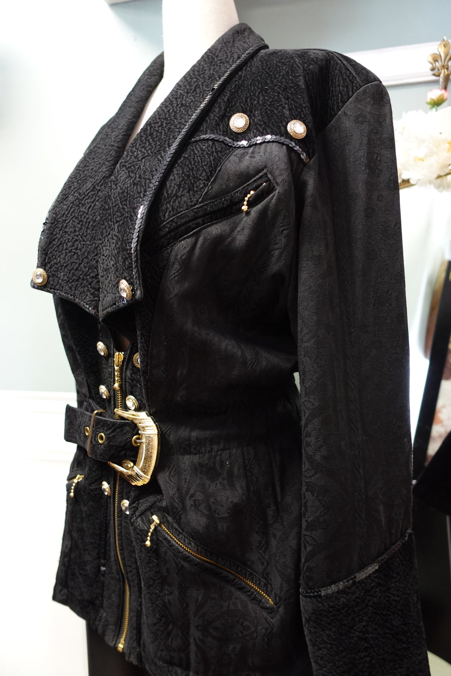 Veste Blazer Longue "Midnight" à Sequins et Ceinture — Pièce d'Archive Rétro