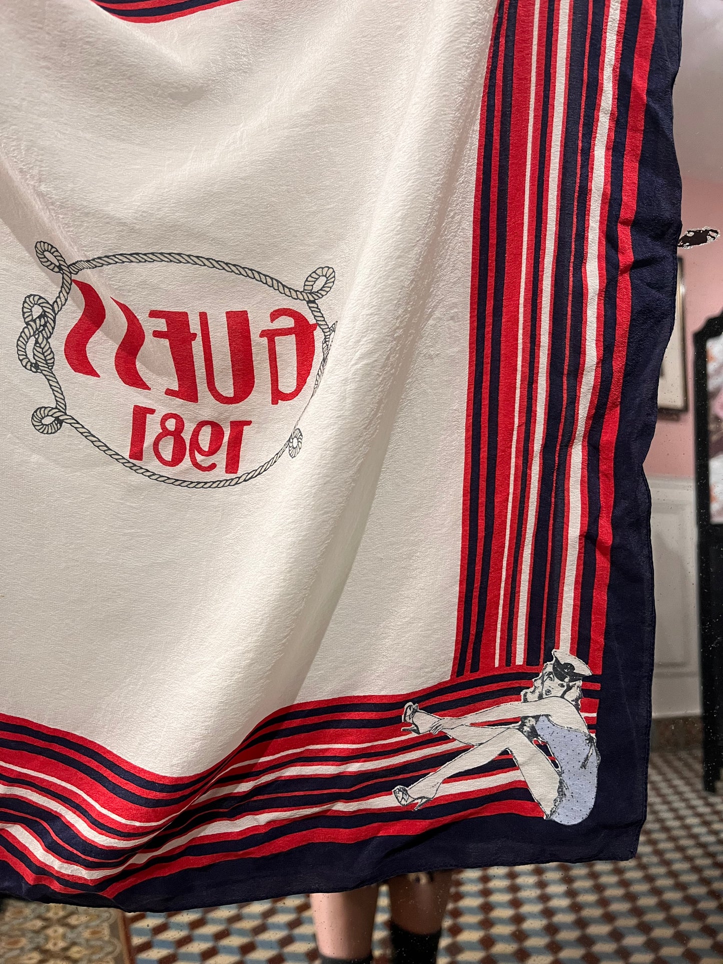 Foulard Guess 1981 Vintage