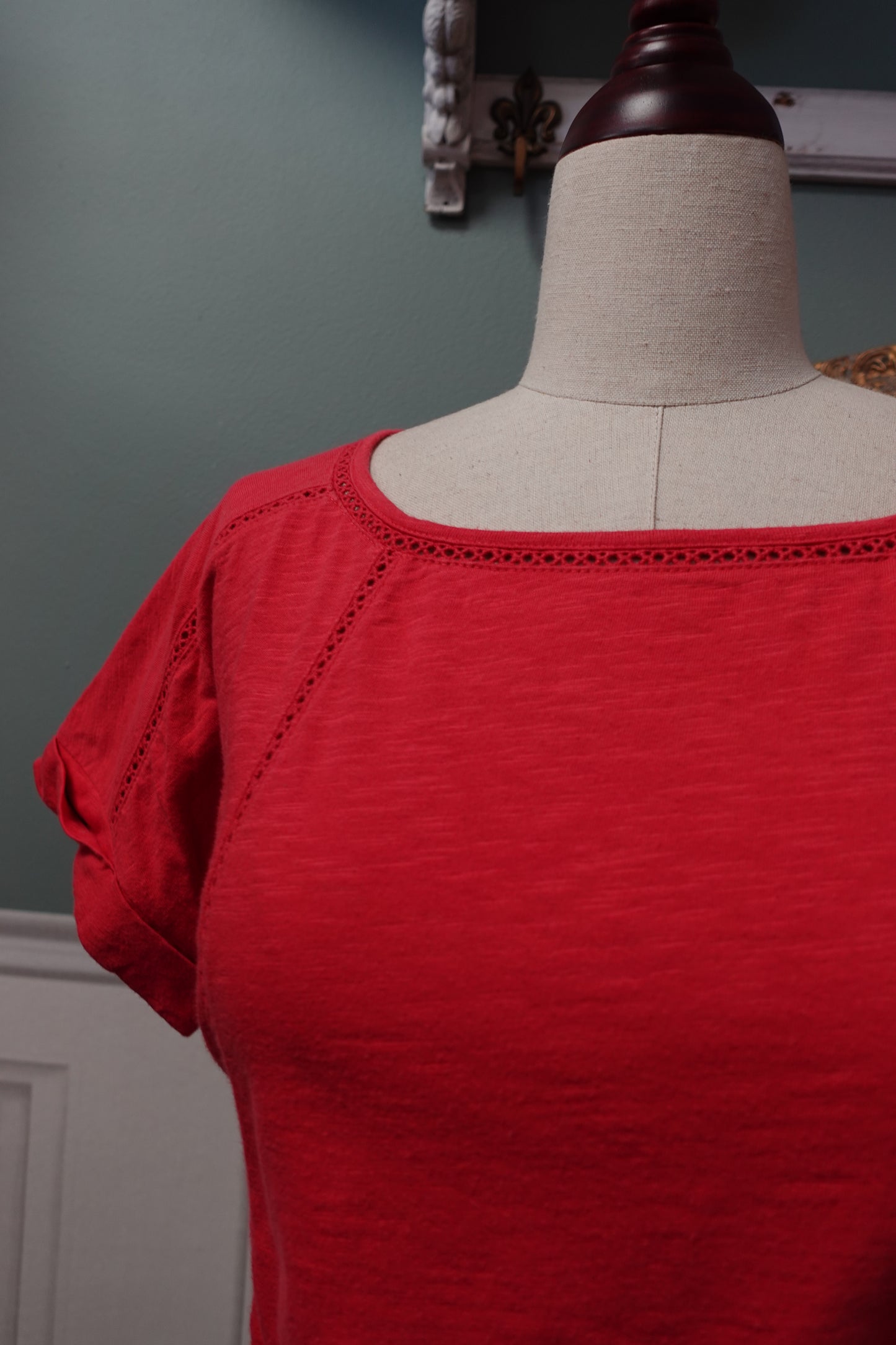 T-shirt Rouge Corail Comptoir des Cotonniers – Détails Dentelle Échelle (Taille S)