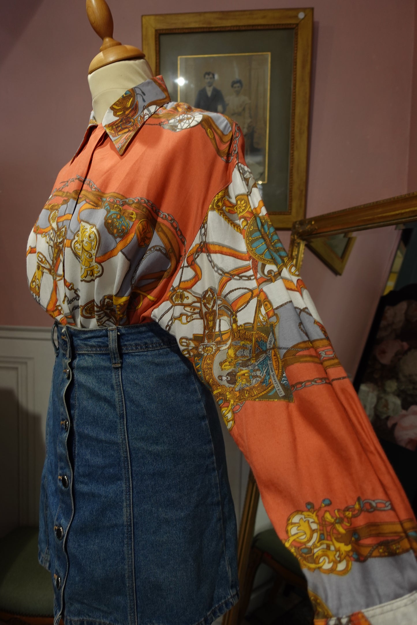 Chemise Caroll Vintage – Imprimé "Chaînes" Style Foulard – Tons Corail