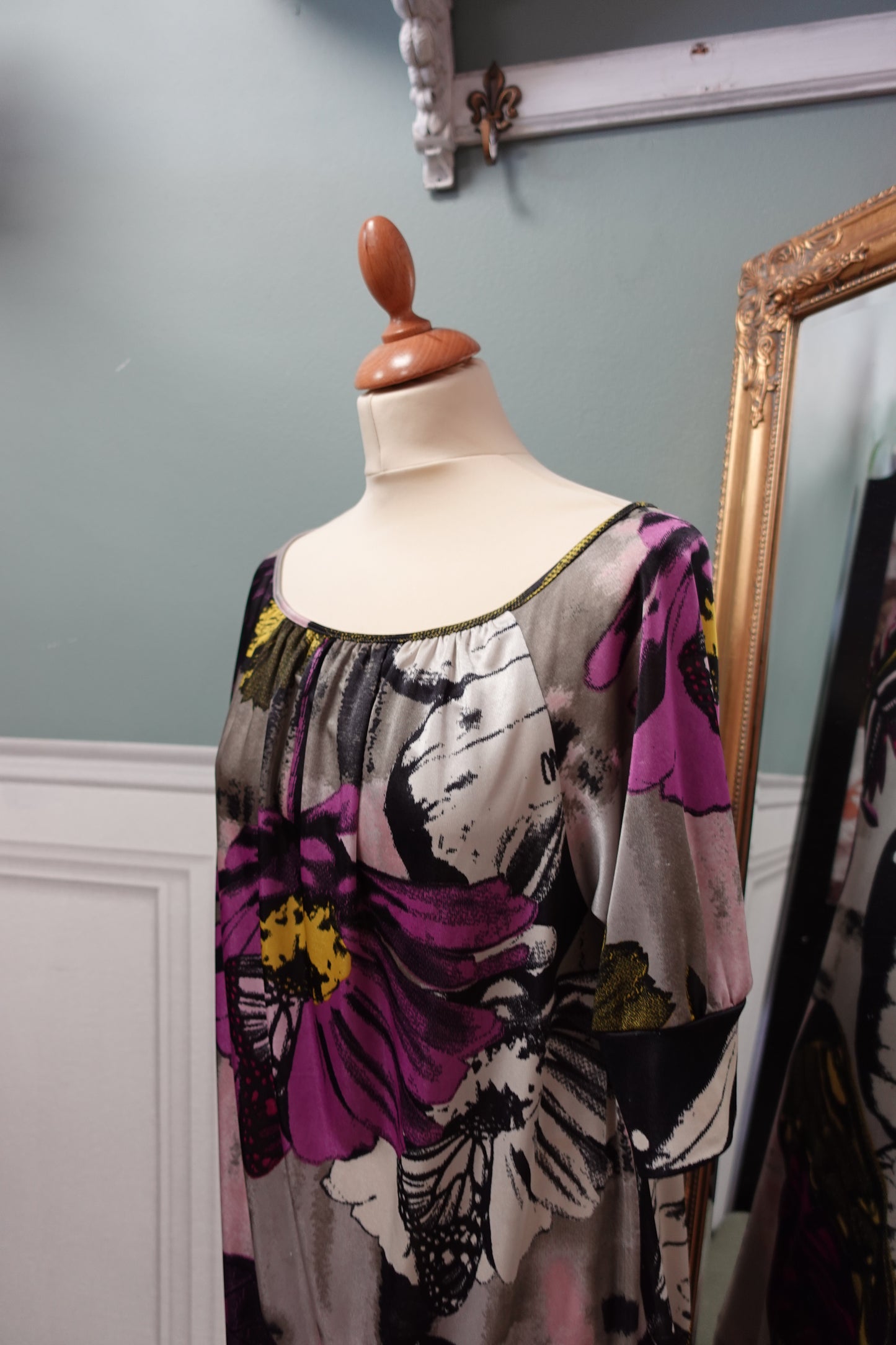 Robe Miss Sixty Collection Made in Italy – Imprimé floral graphique – Taille S