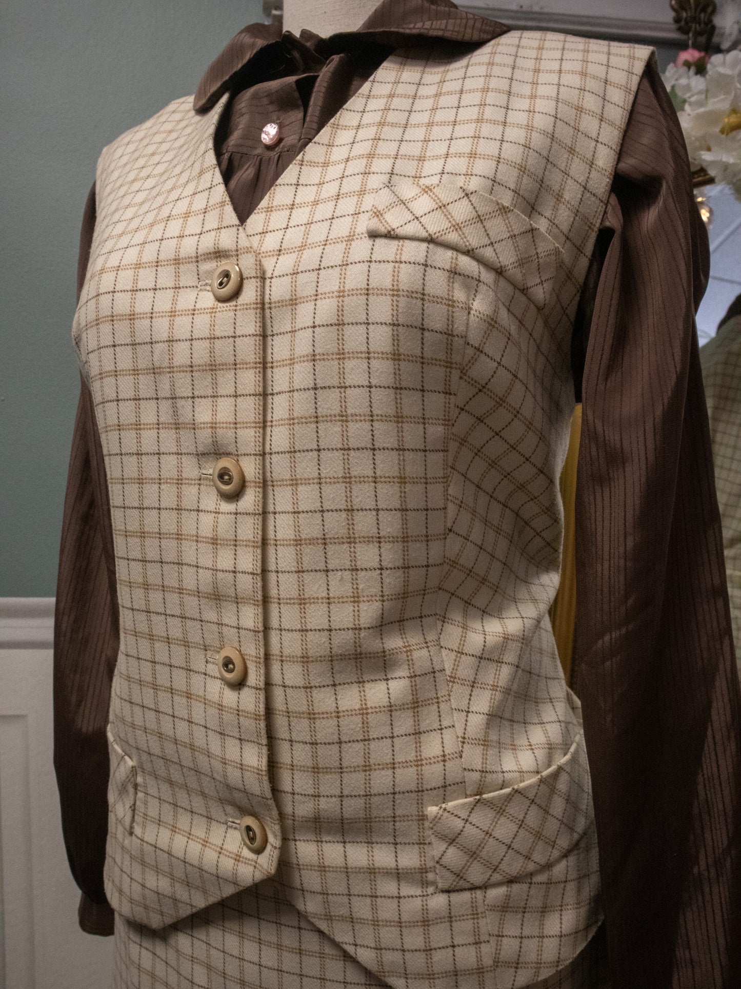 Ensemble Coordonné "Academia" Fait Main en Laine Beige et Chocolat — Pièce Unique Rétro