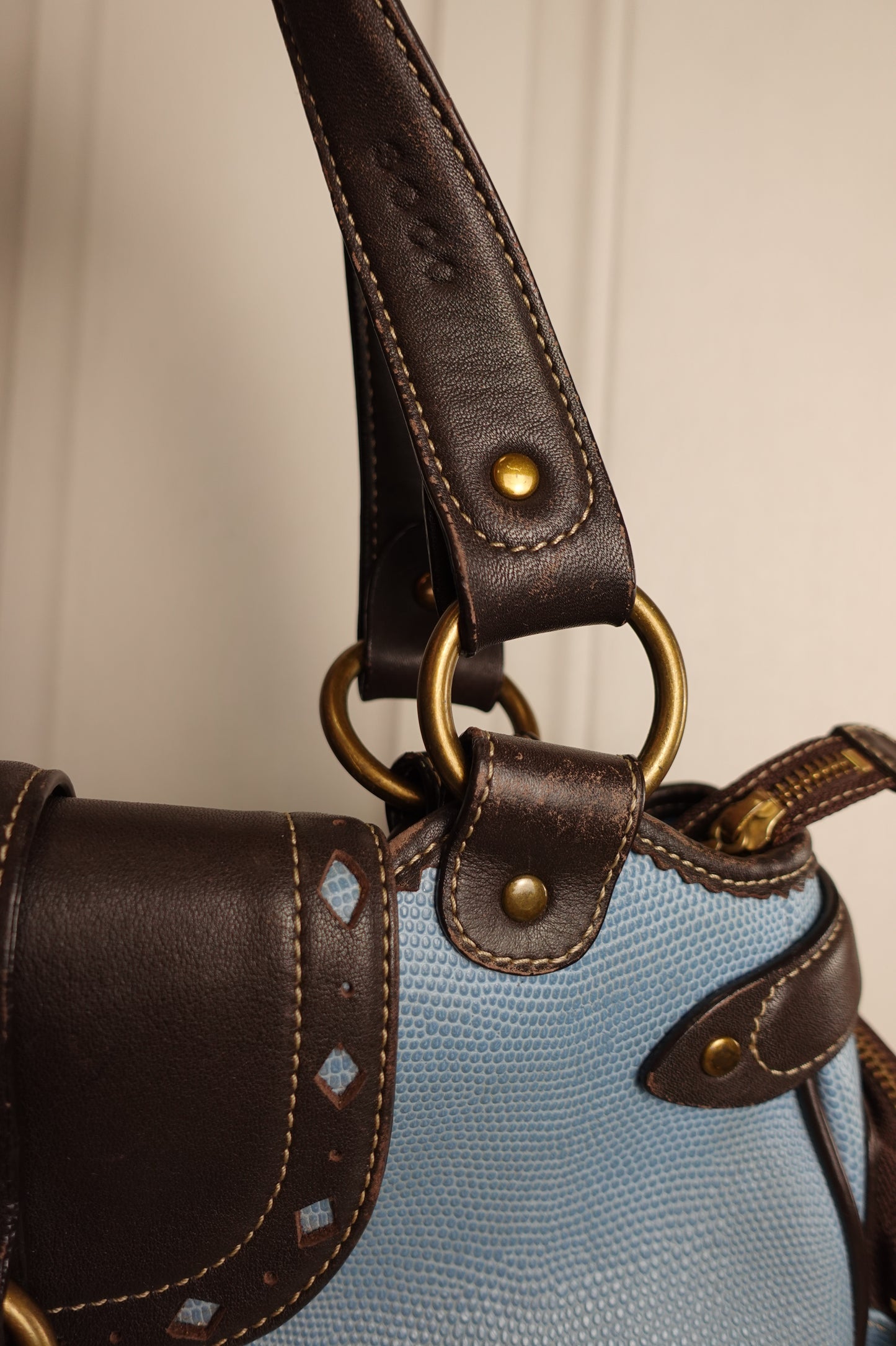 Sac à main vintage SOCO en cuir bleu ciel
