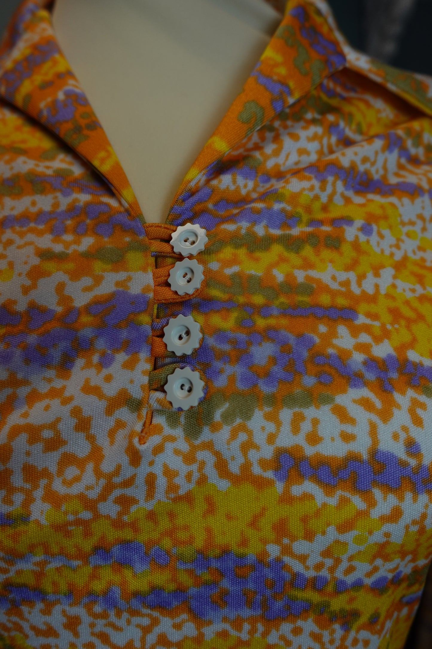 Robe Vintage Années 70 Orange à Grand Col Iconique