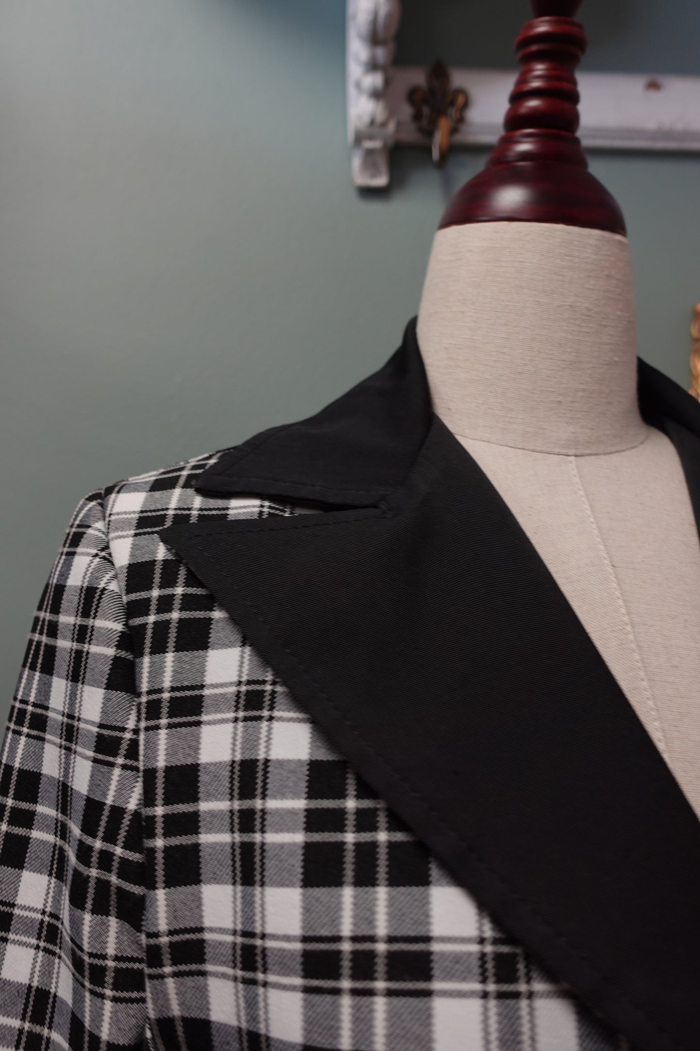 Blazer Rinascimento noir et blanc à carreaux – Made in Italy – Taille 36/38
