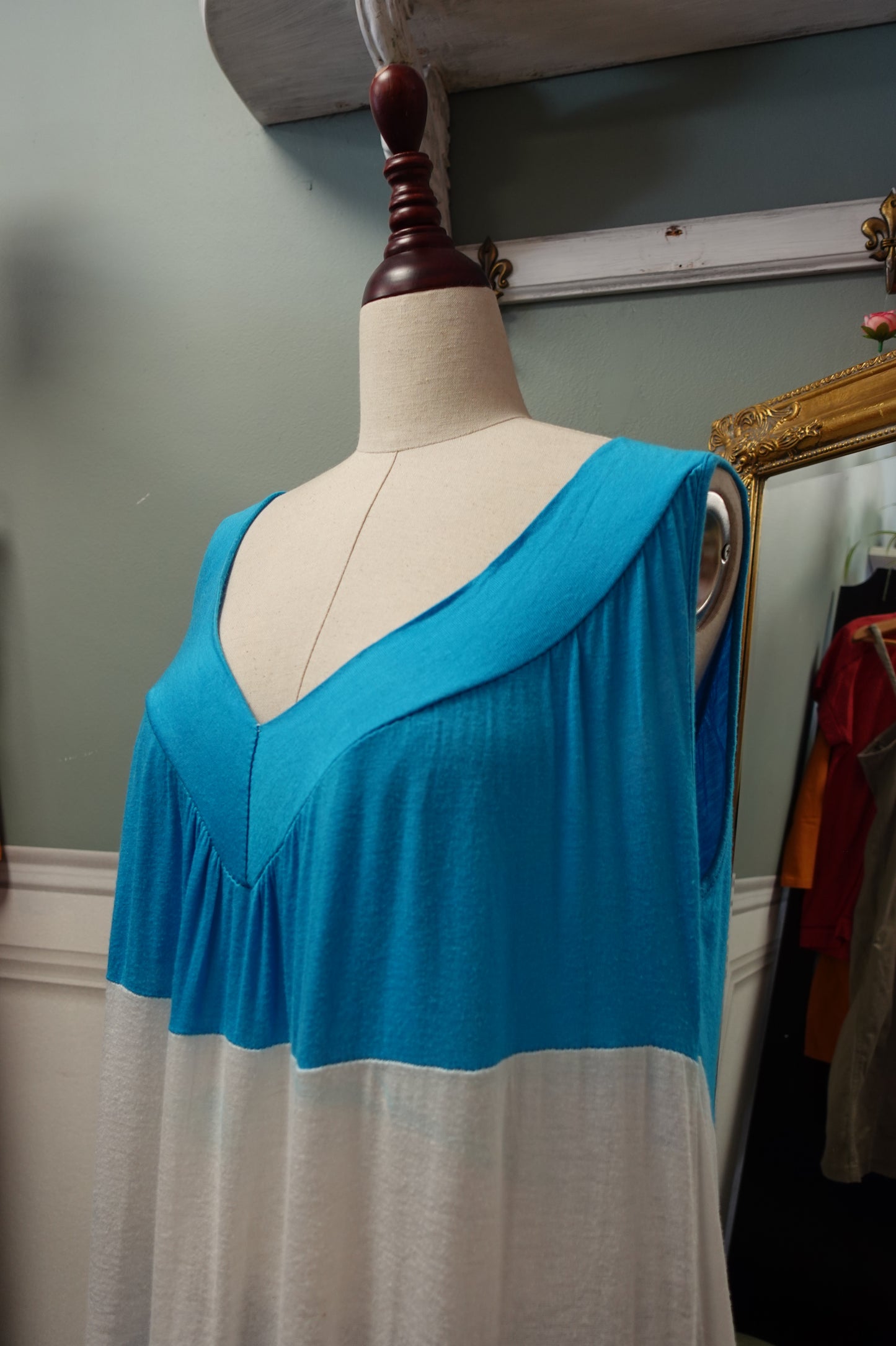 Robe de Plage Vintage Rayée Bleu & Blanc – Fluide & Extensible (Grande Taille)