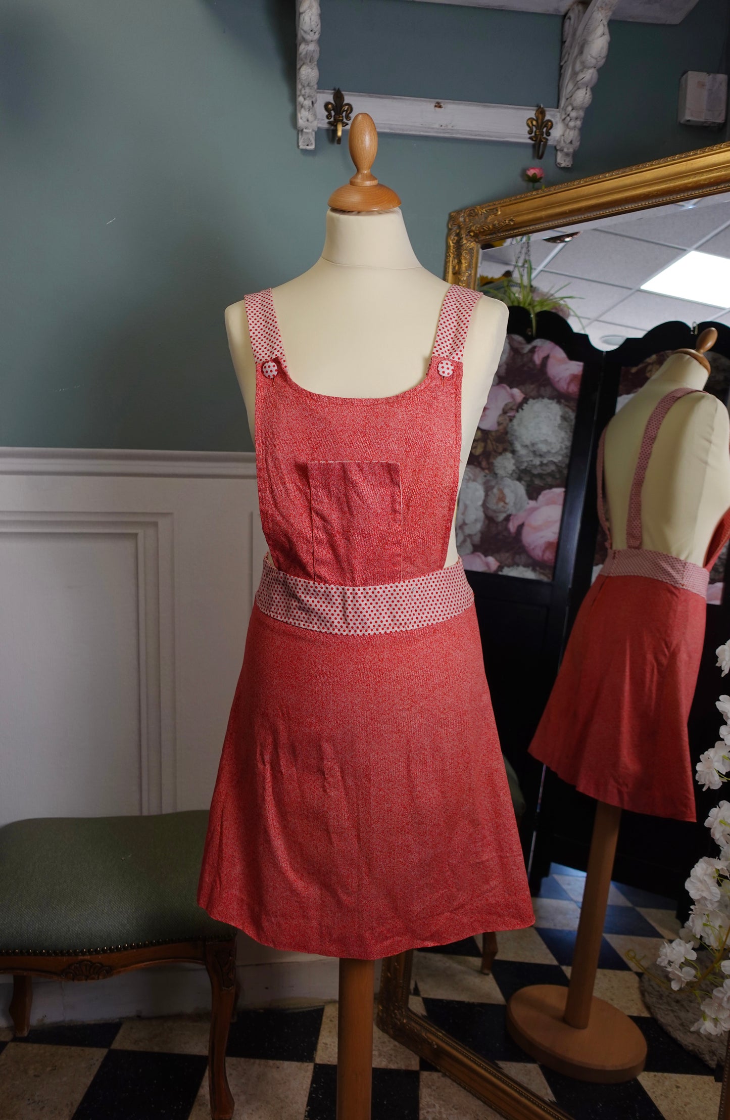 Robe salopette vintage rouge à pois – Taille S