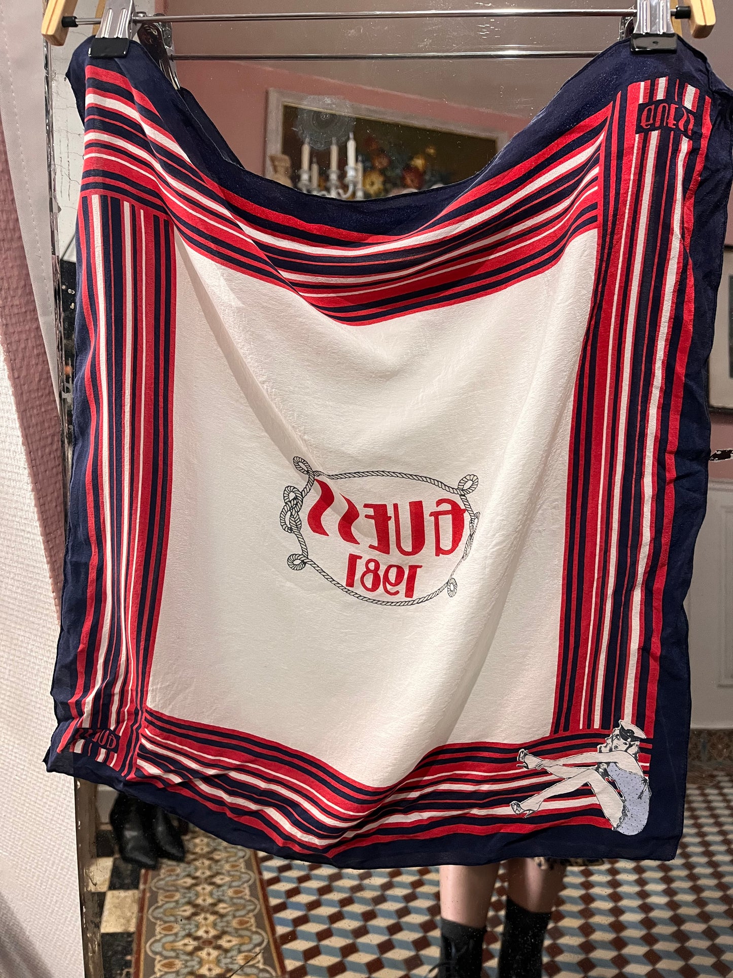 Foulard Guess 1981 Vintage