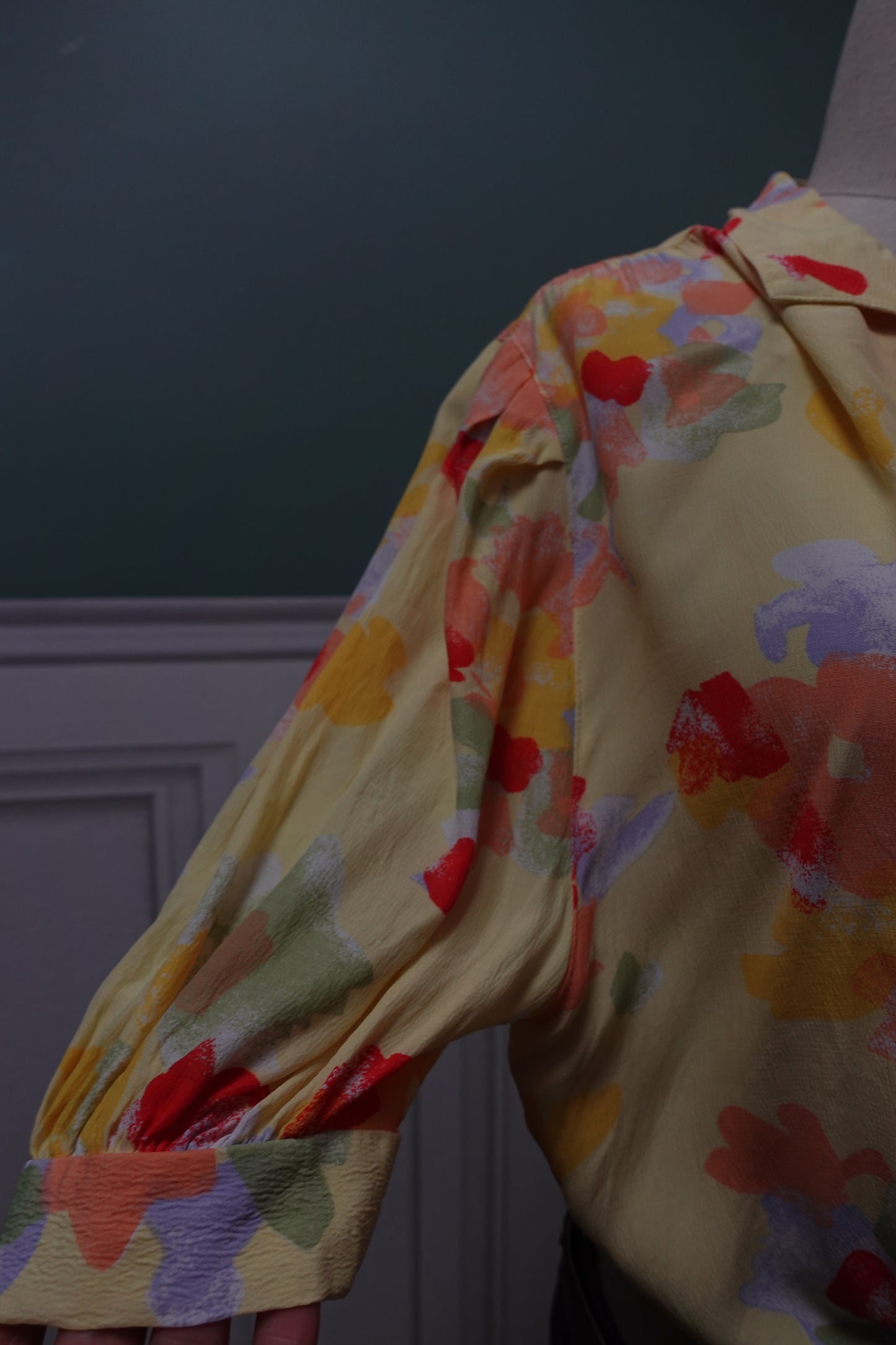 Chemisette fluide "Limonade" – Jaune Pastel & Motifs Arty