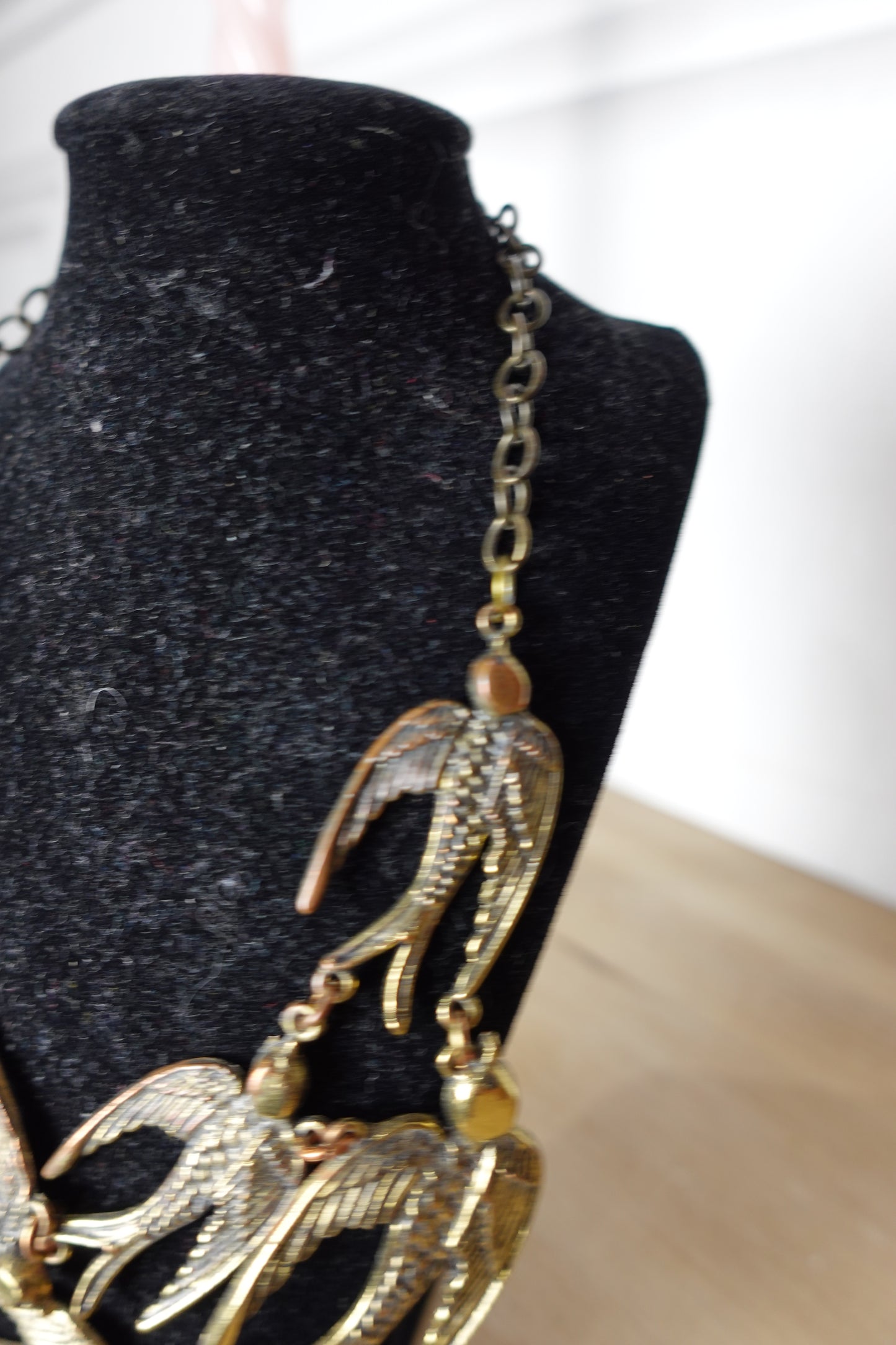 Collier vintage Hirondelles en métal doré