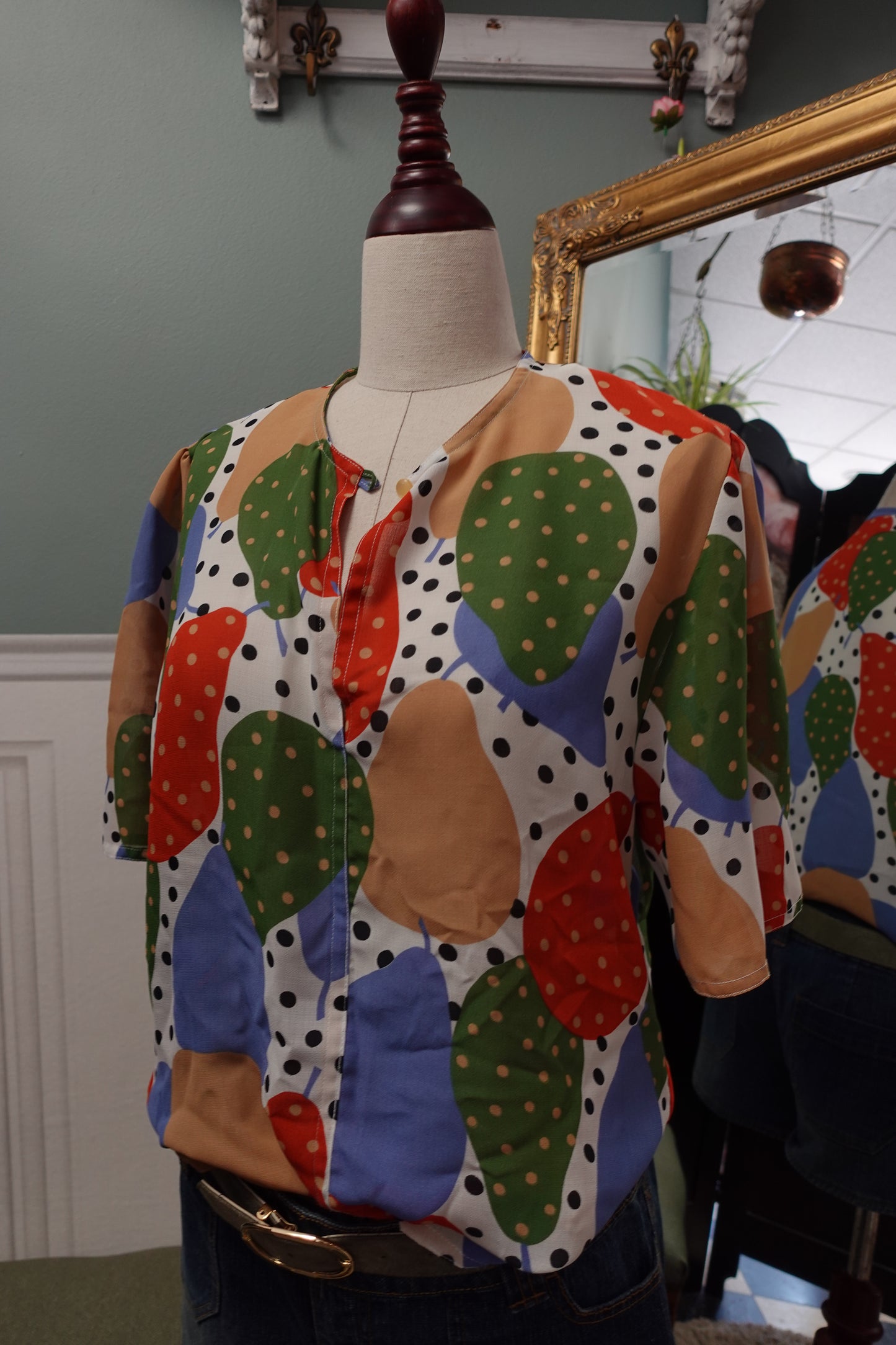 Blouse fluide imprimée "Verger" – Motifs Poires & Pois Vintage