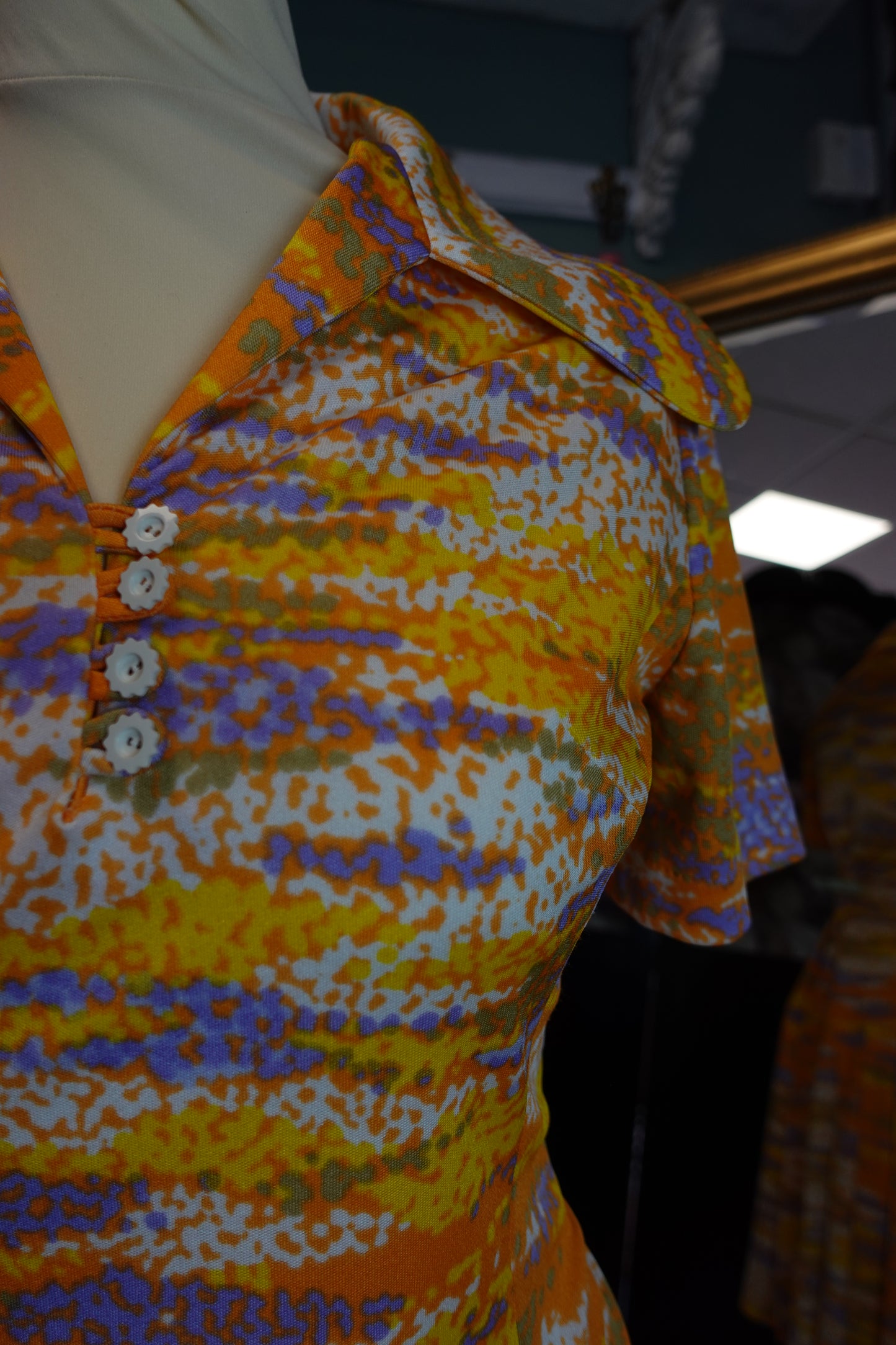 Robe Vintage Années 70 Orange à Grand Col Iconique