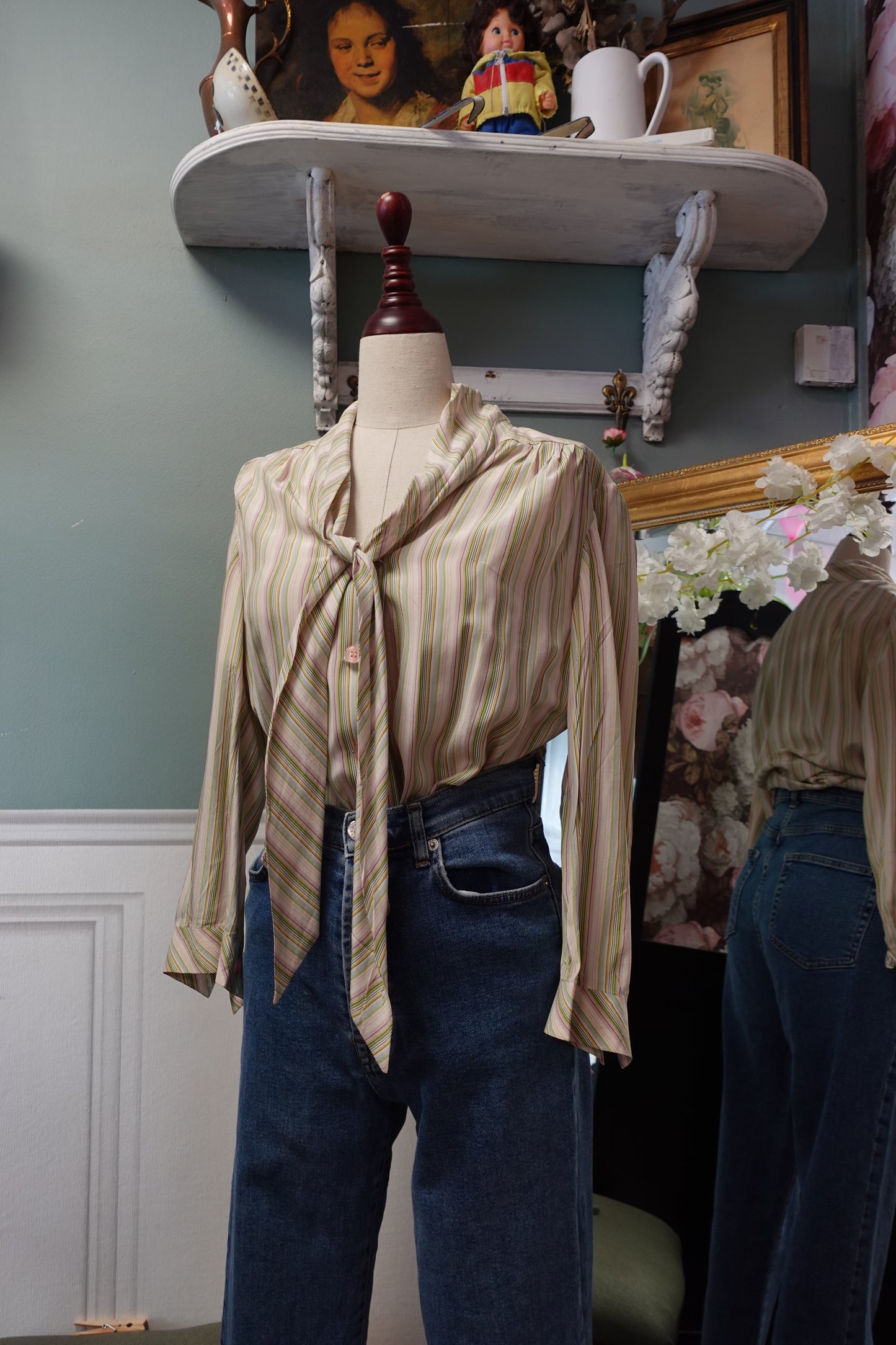 Chemisier Lavallière Vintage en Soie – Confection Fait Main