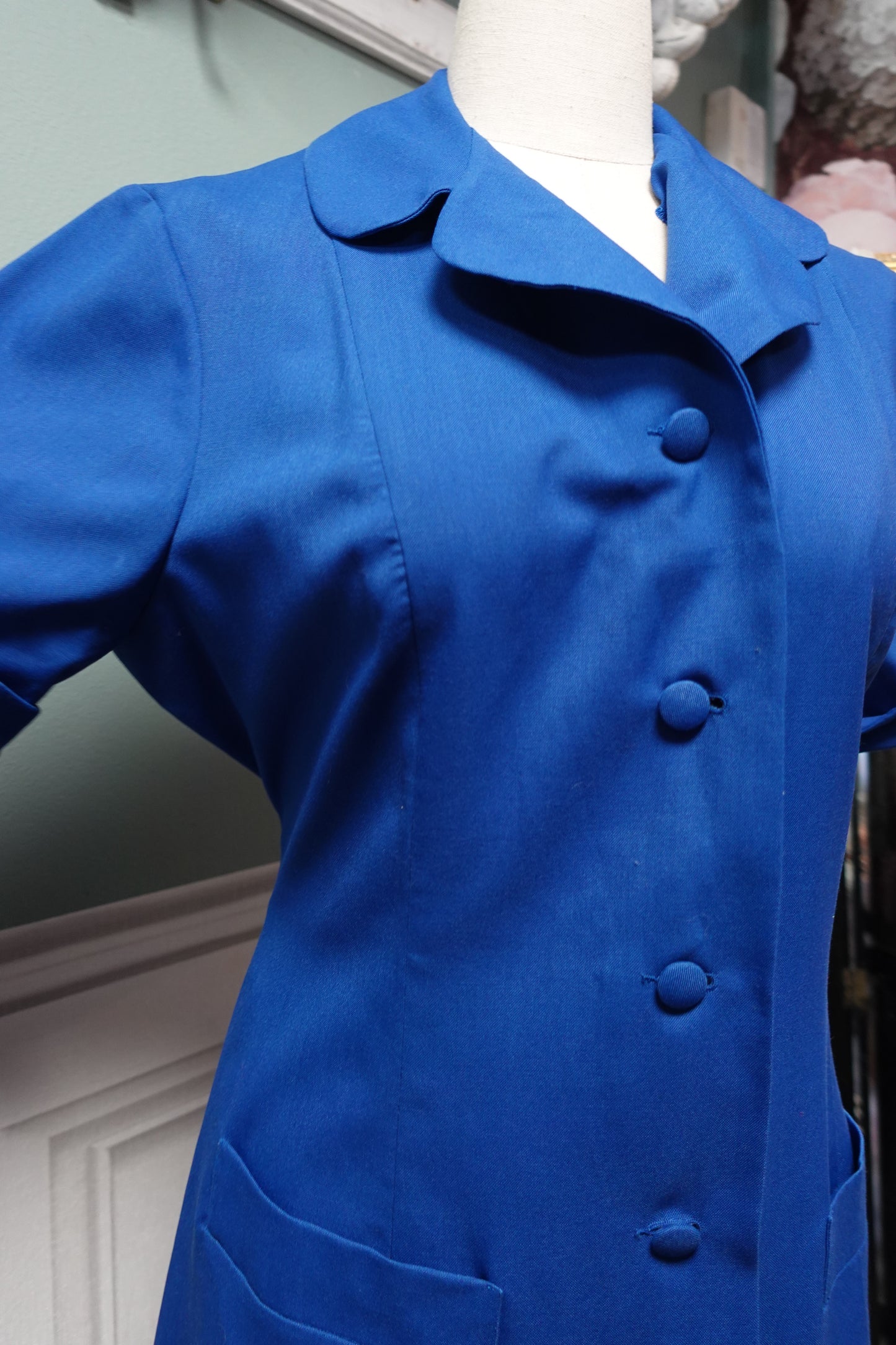 Robe Trapèze Rétro Bleu Roi & Surpiqûres Contrasto