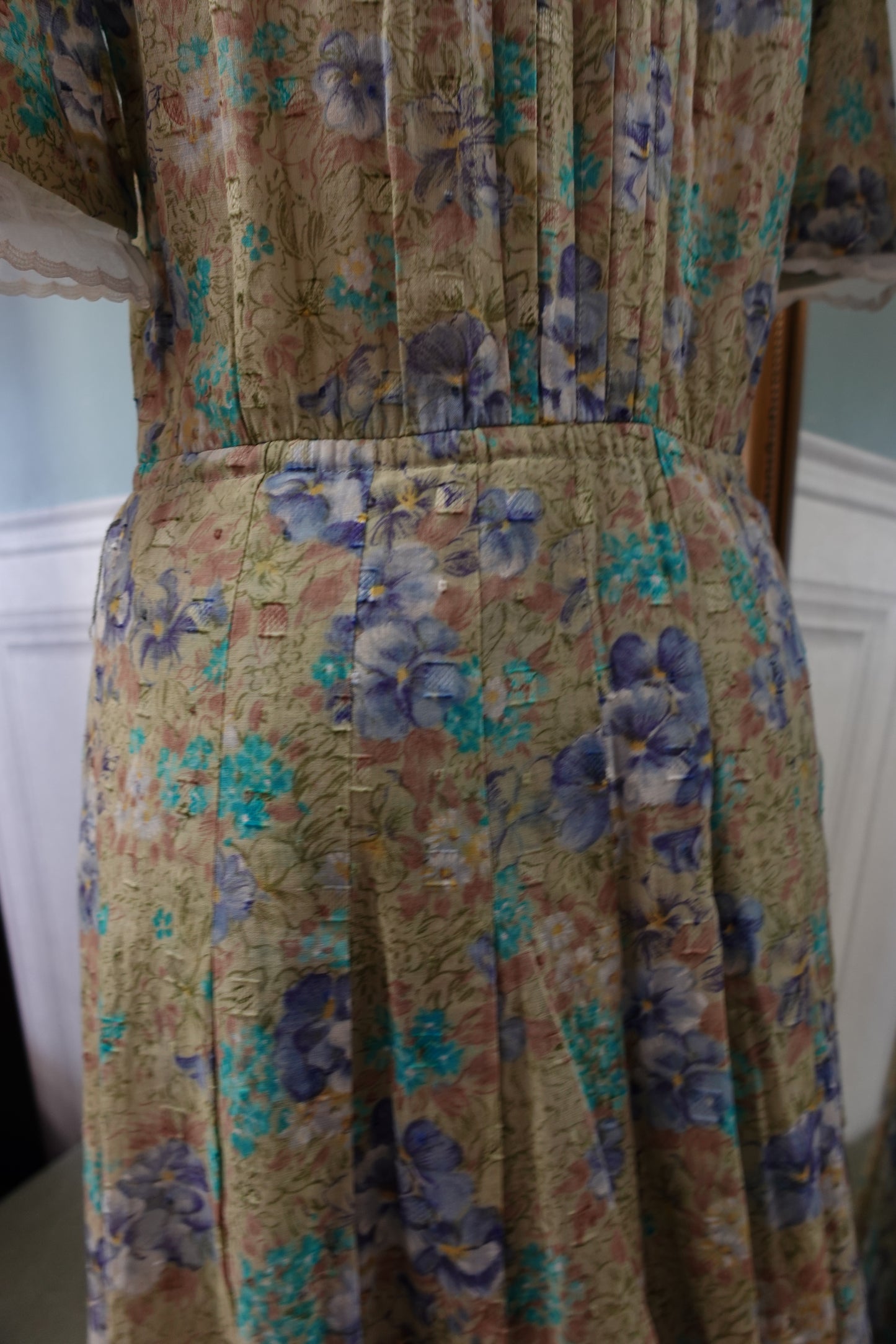 Robe Vintage "Belle Vogue" – Édition Tokyo – 100% Cupro