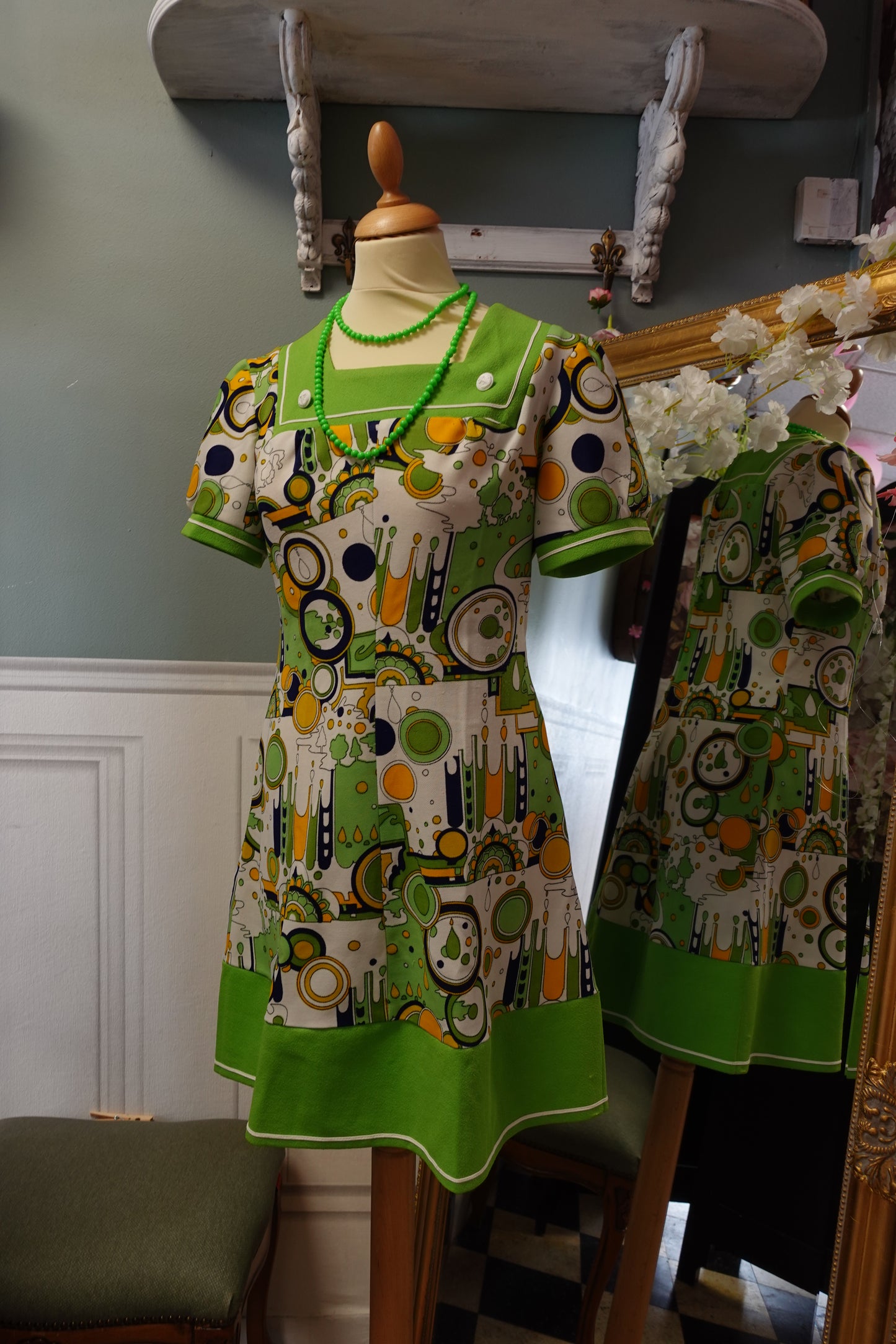 5. Robe Trapèze Vintage Années 70 Authentique