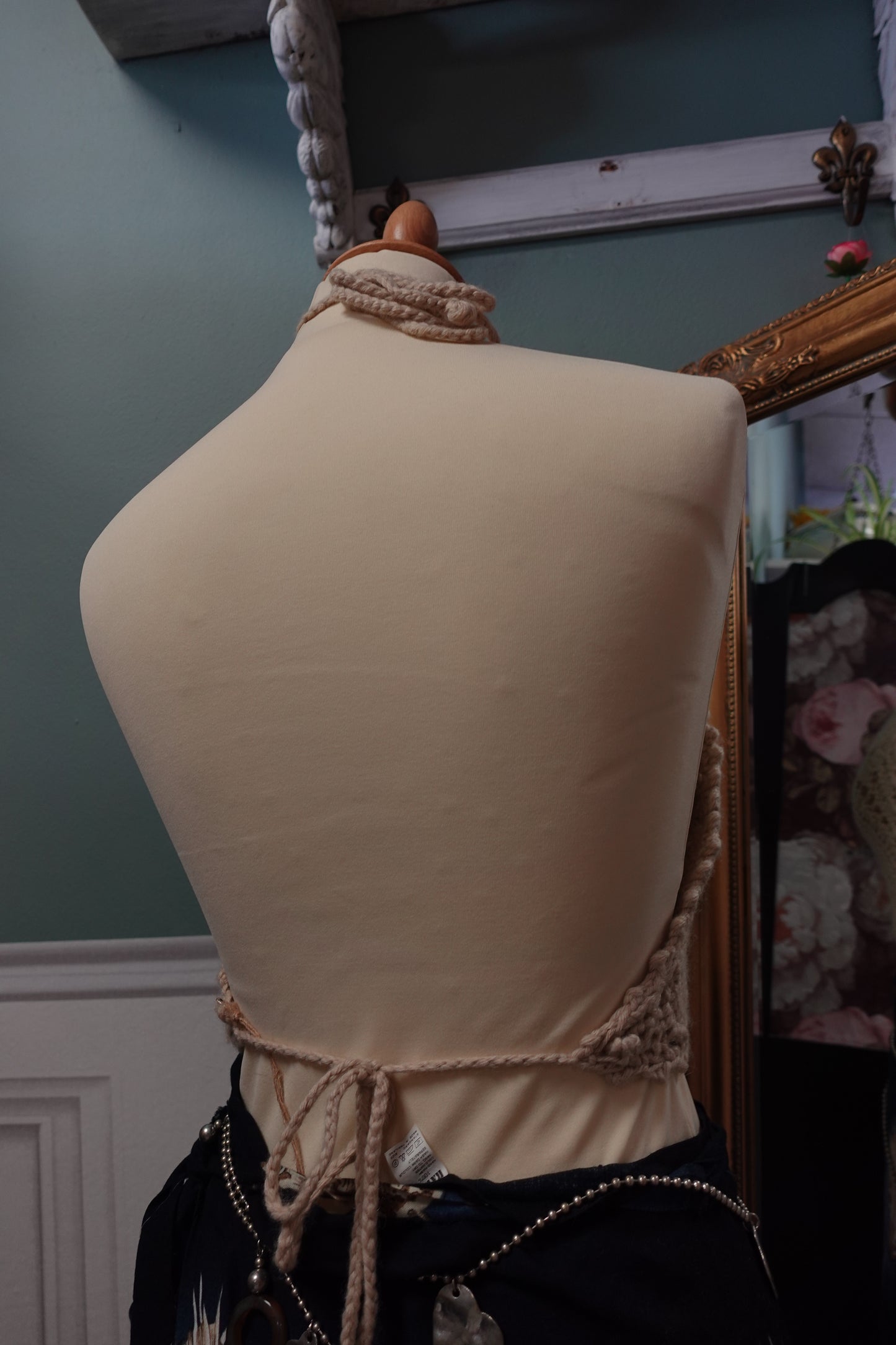 Top crochet fait main beige dos nu – Style bohème – Taille S